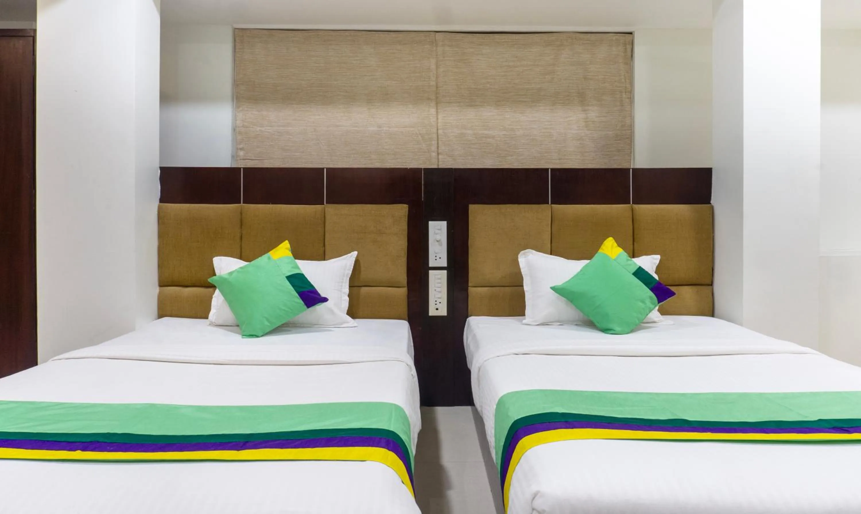 Bedroom, Bed in Treebo Bhairavee, Baner