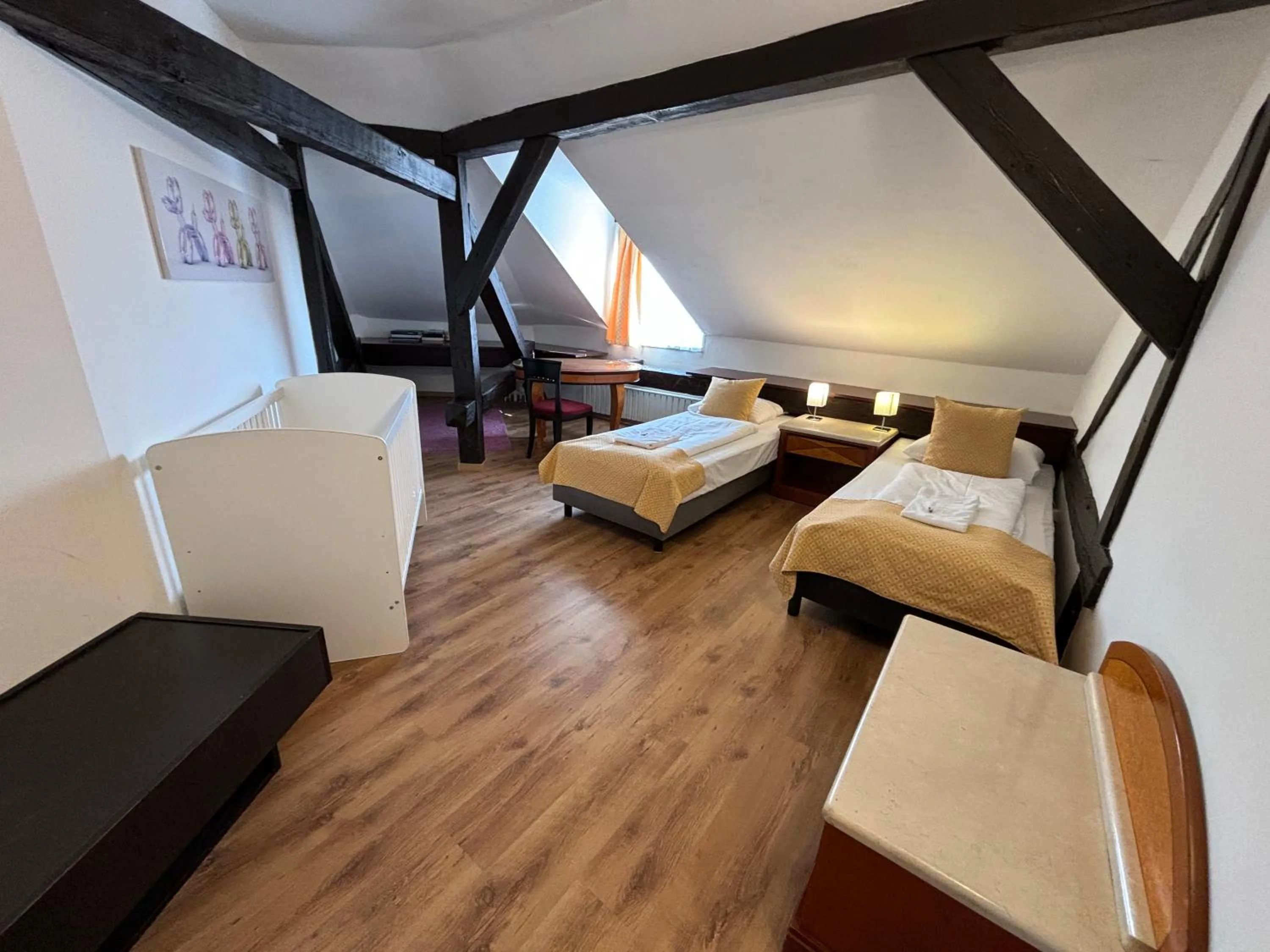 Bed in Hotel Gloria Budapest City Center