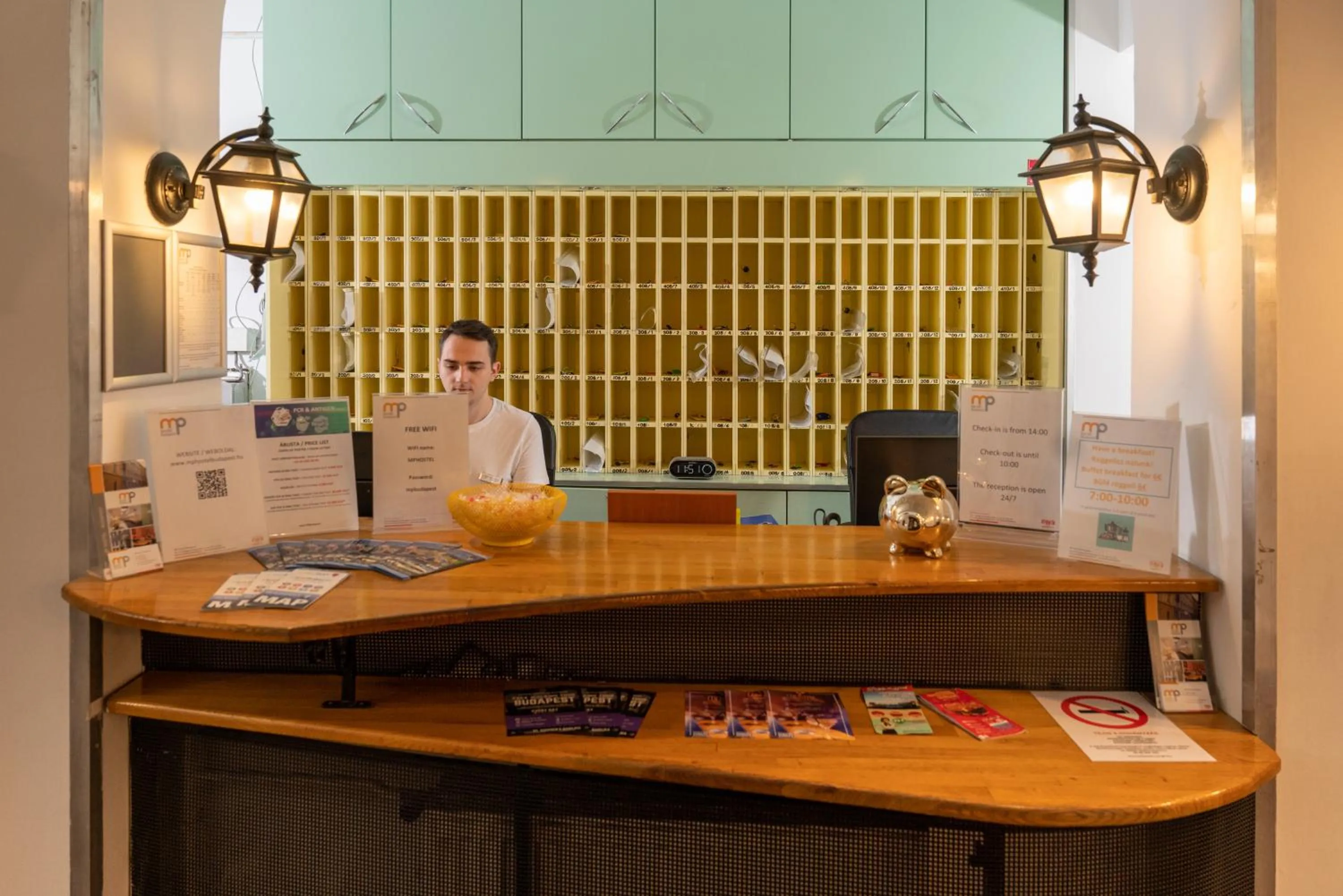 Lobby or reception in MP Hostel Budapest