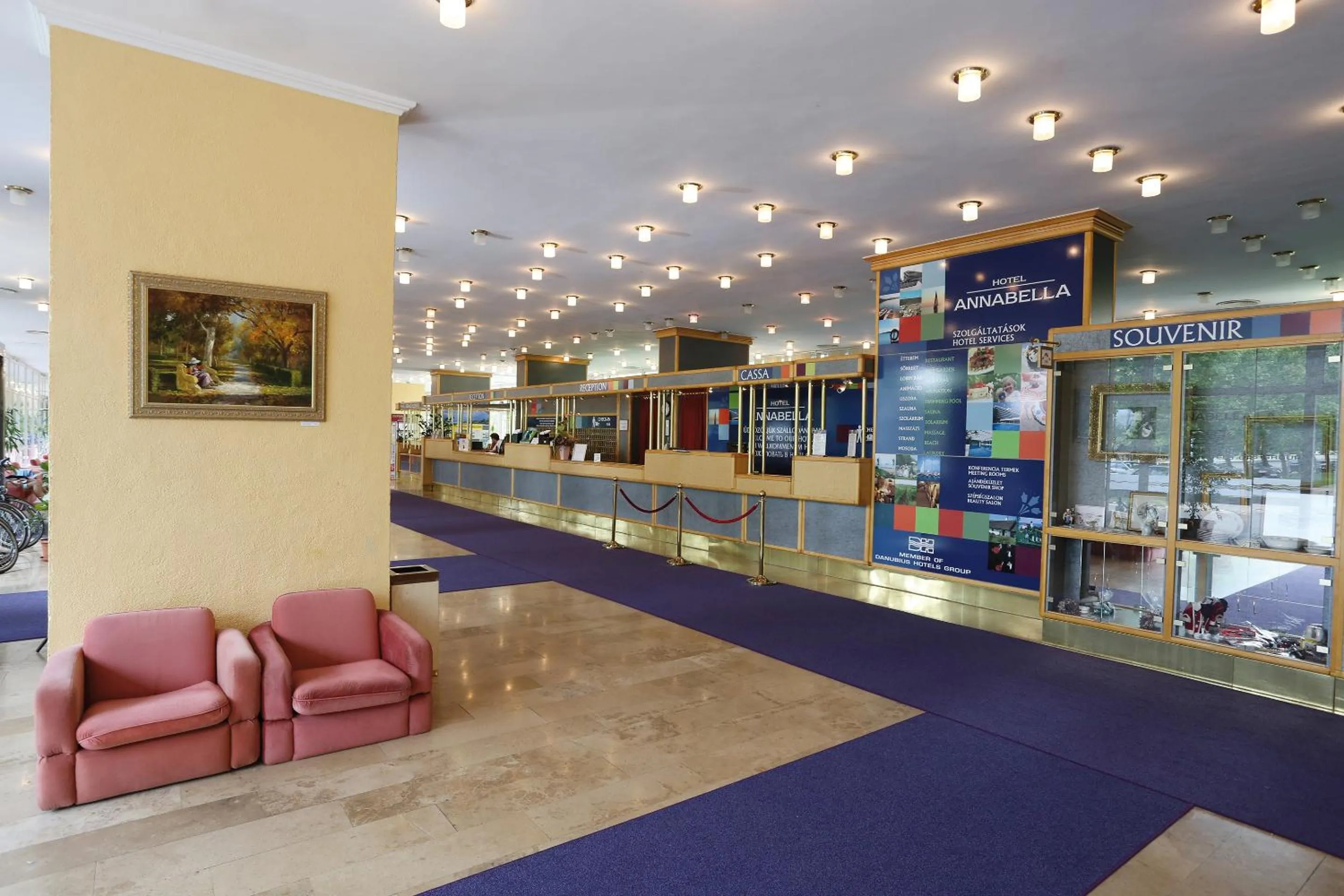 Lobby or reception in Danubius Hotel Annabella