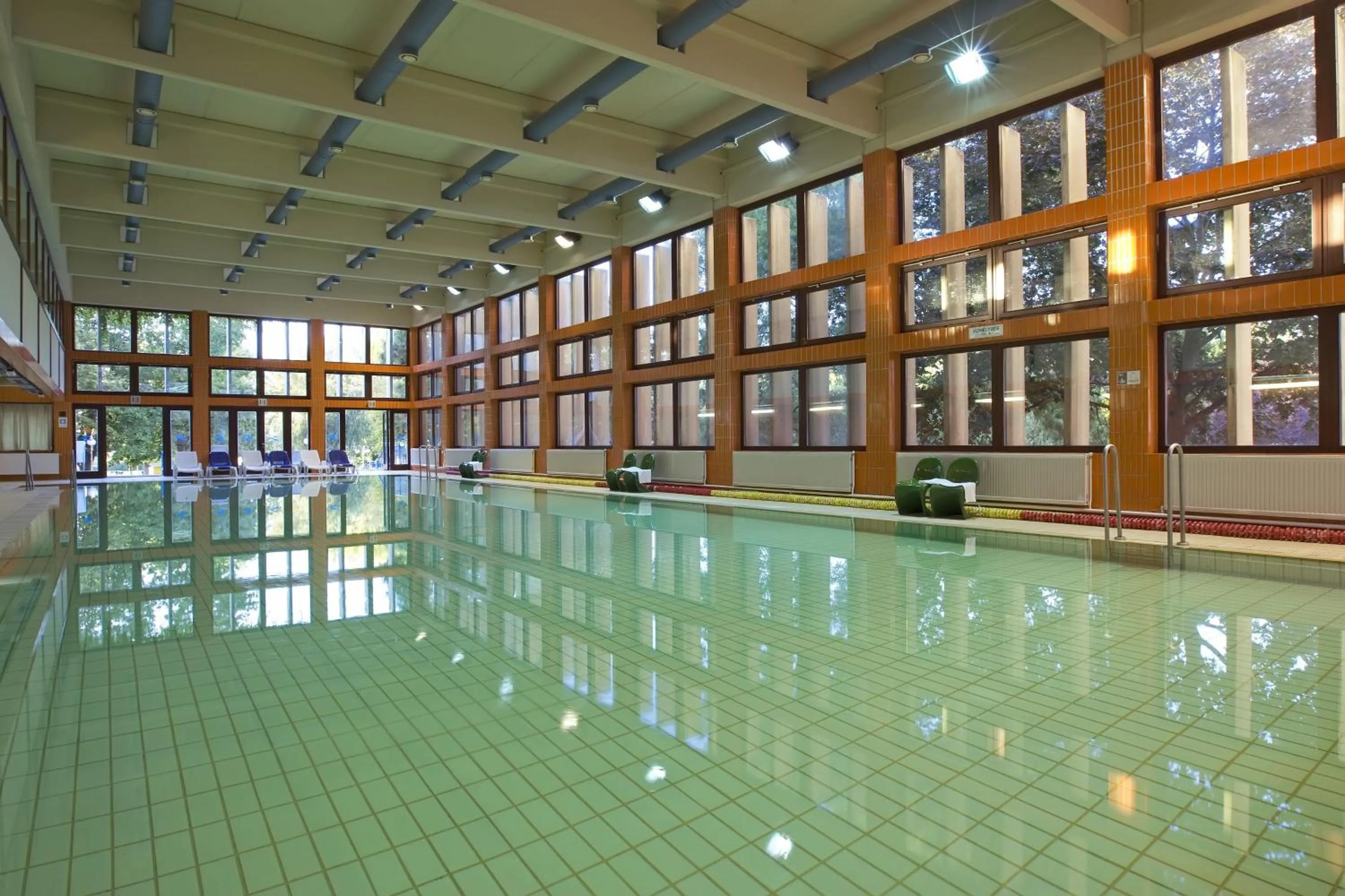 Swimming pool in Danubius Hotel Marina