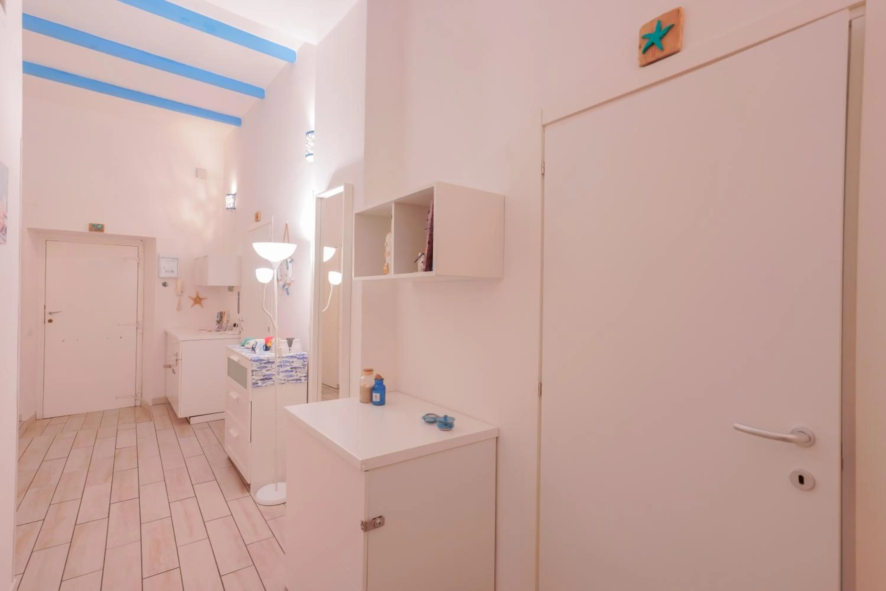 wardrobe in Approdo Rooms - Eja Sardinia