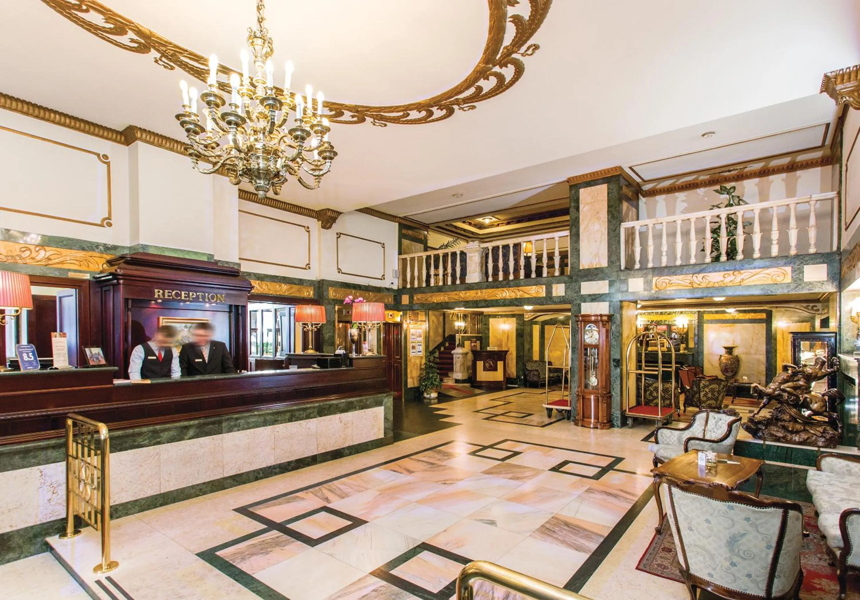 Lobby or reception in Danubius Hotel Astoria City Center