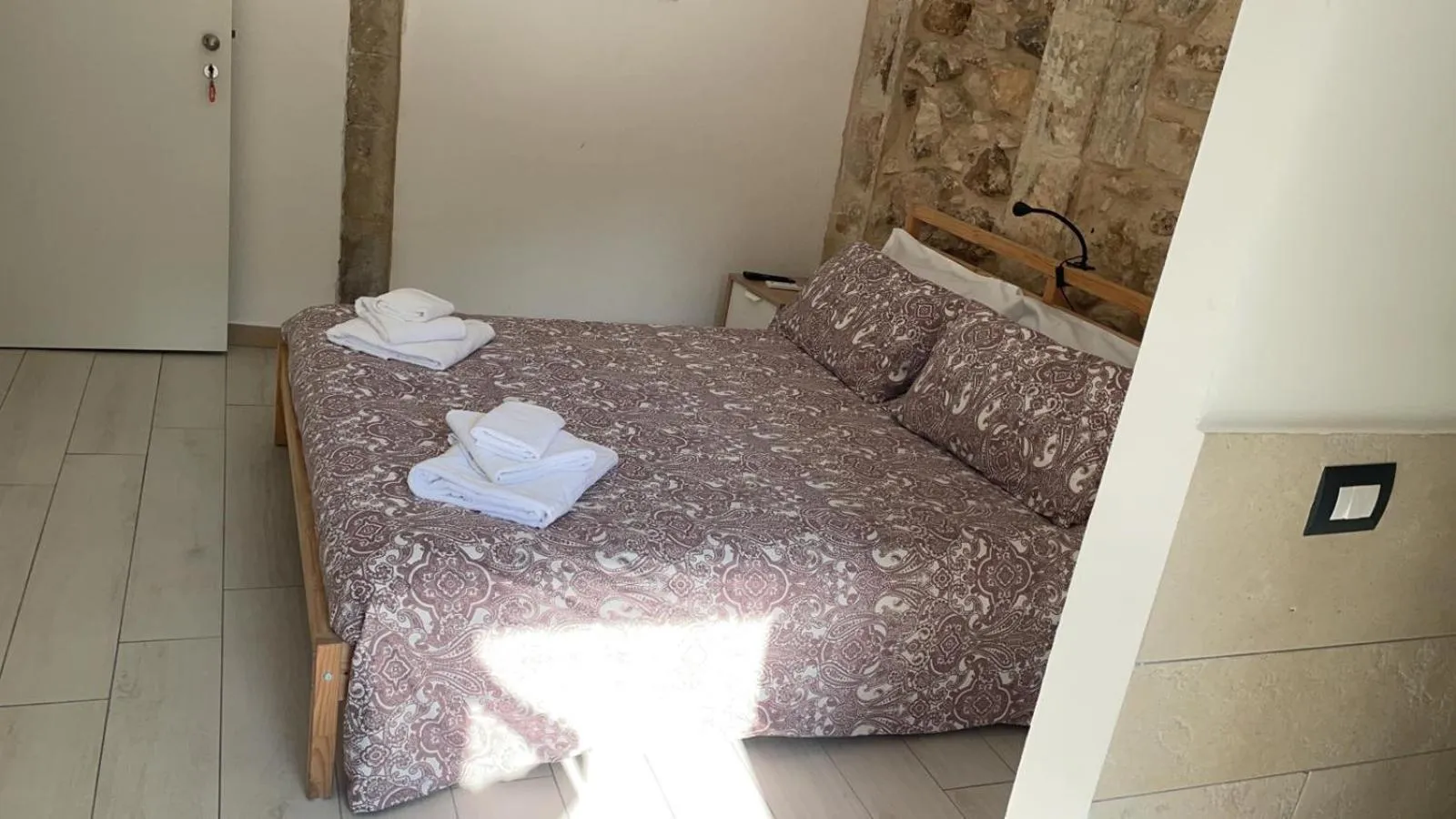 TV and multimedia, Bed in Il Daviduccio ibla