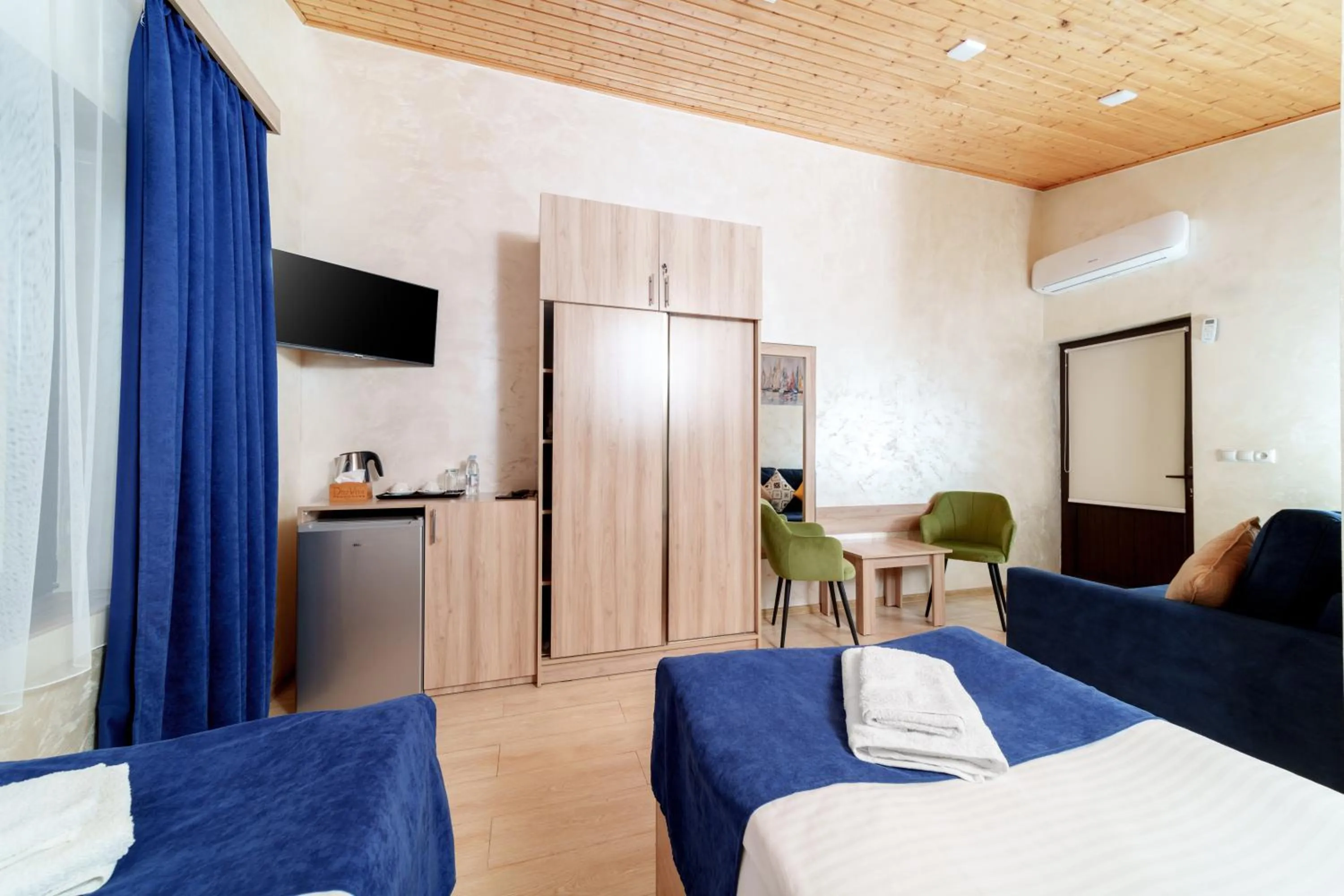 Bedroom, Bed in DiliVita Rest House