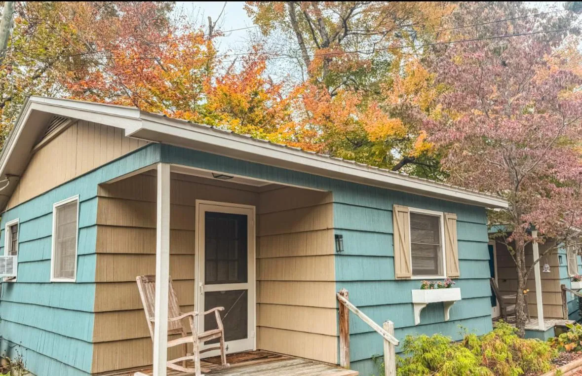 River view in Cozy Creek Cottages