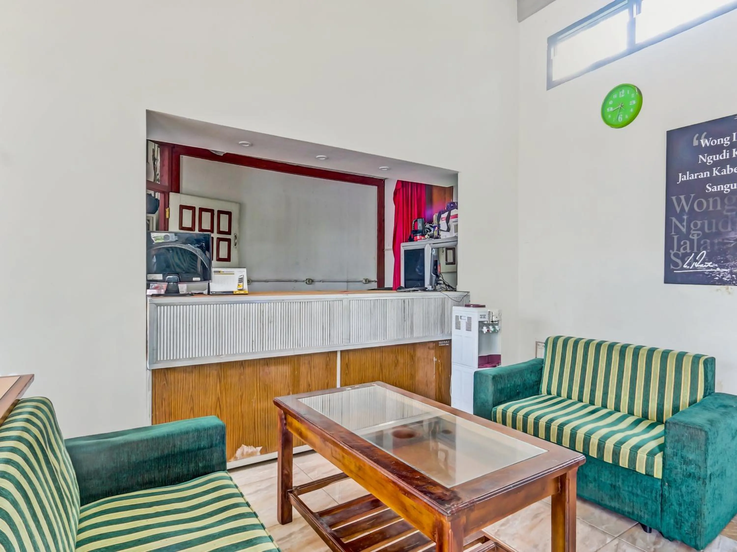 Lobby or reception, Seating Area in OYO 90517 Homestay Wonosobo Asri