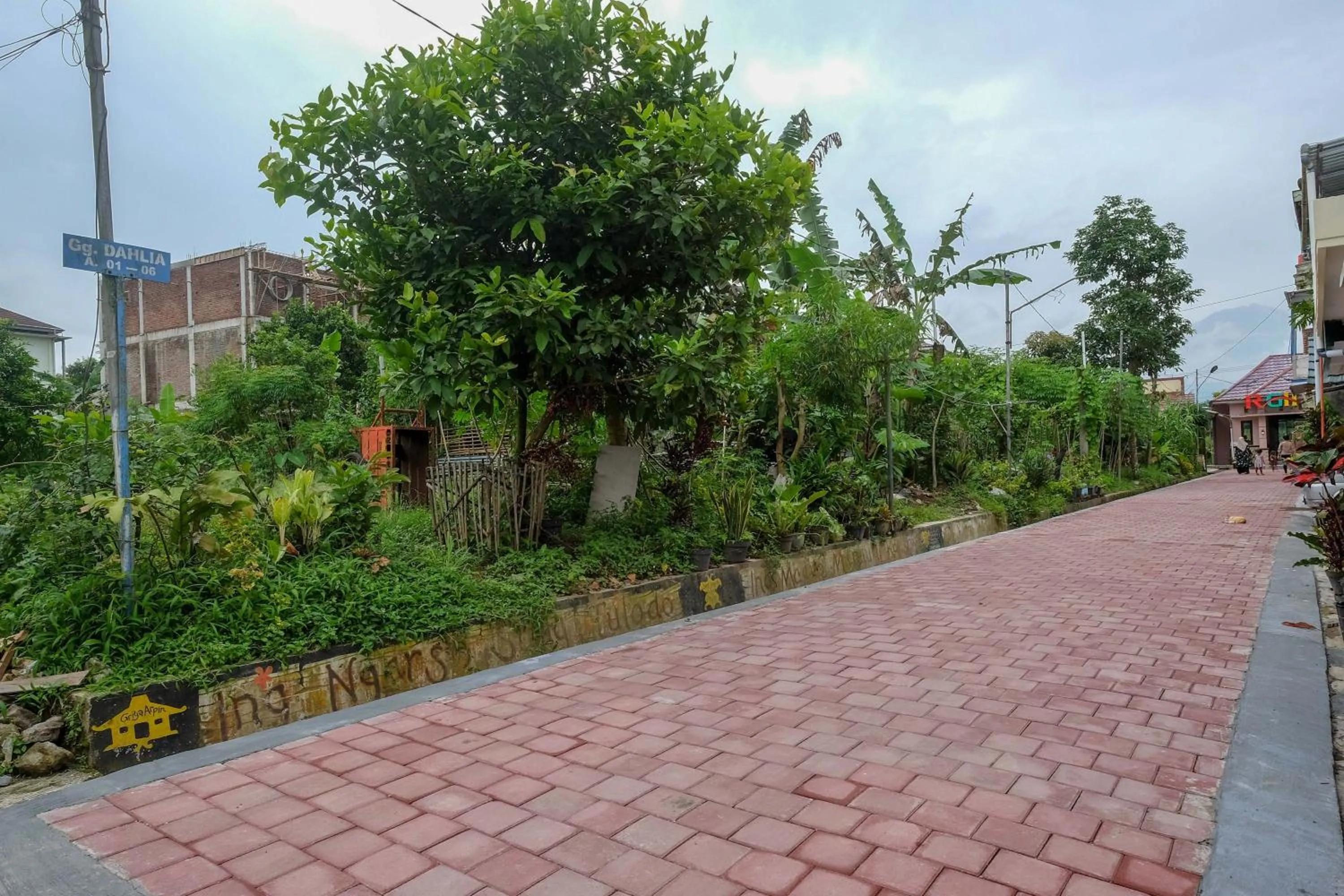 Property building in RedDoorz Syariah near Taman Rekreasi Kalianget Wonosobo