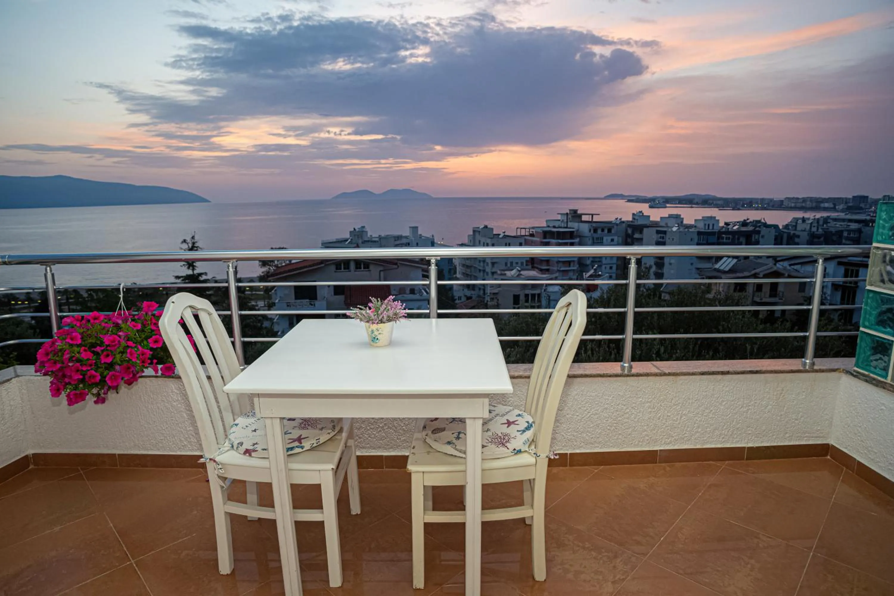 Balcony/Terrace in Hotel SUNSET GL