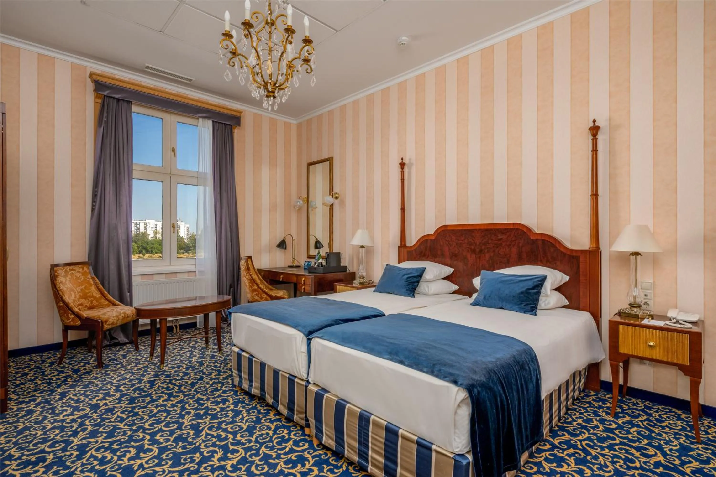 Bedroom, Bed in Ensana Grand Margaret Island