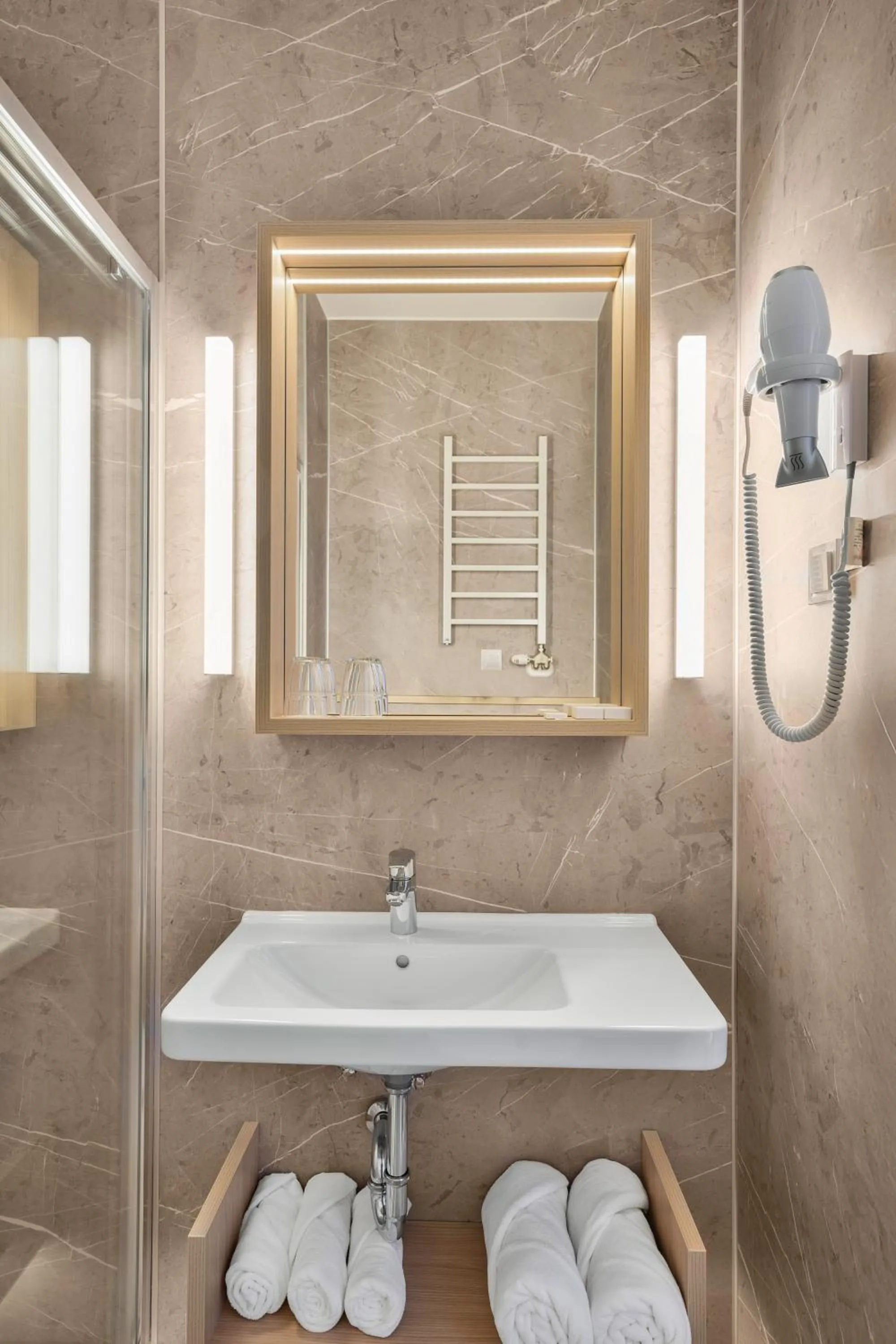 Bathroom in Danubius Hotel Raba