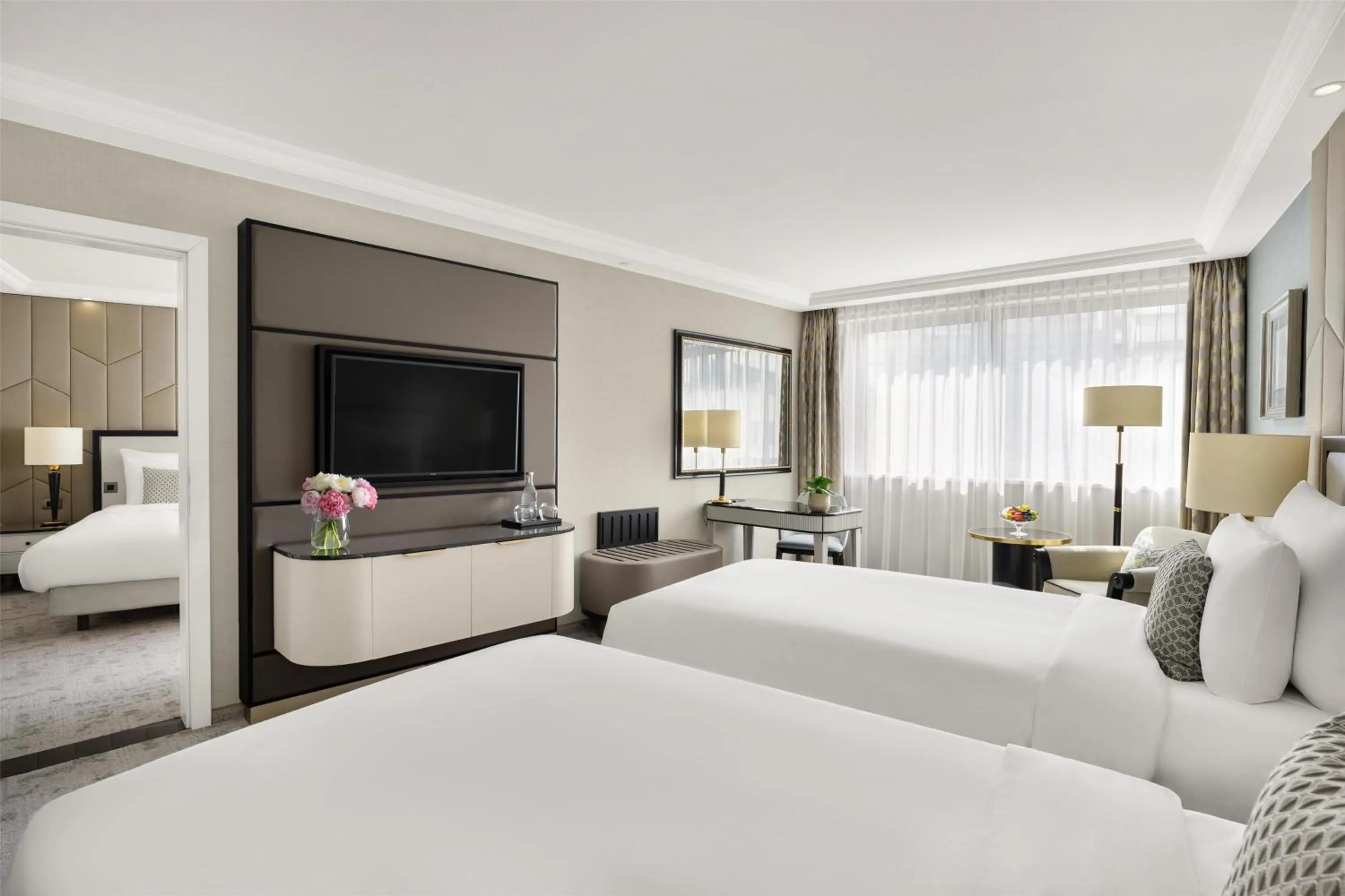 Bedroom, Bed in Kempinski Hotel Corvinus Budapest