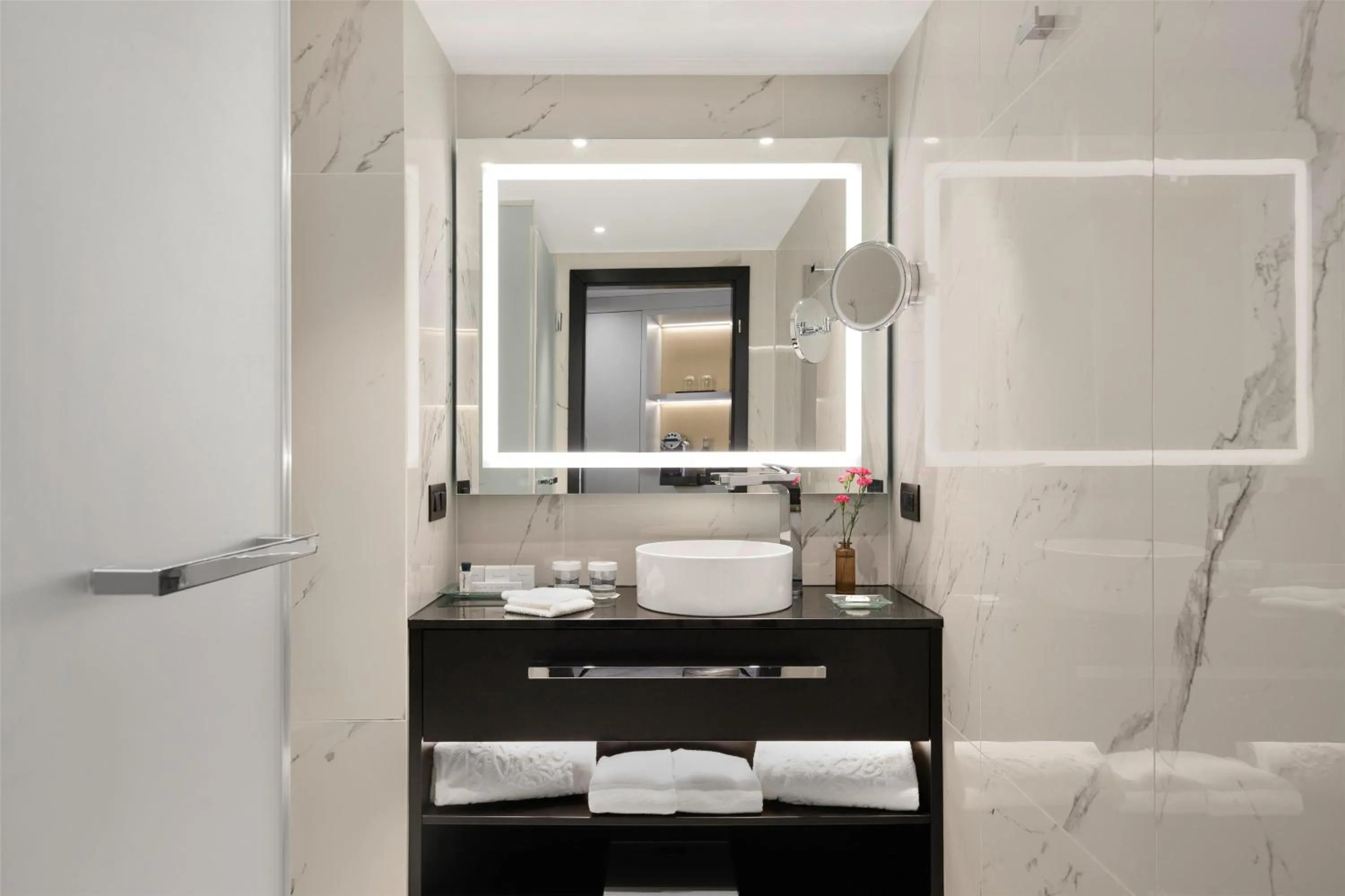 Bathroom in Kempinski Hotel Corvinus Budapest