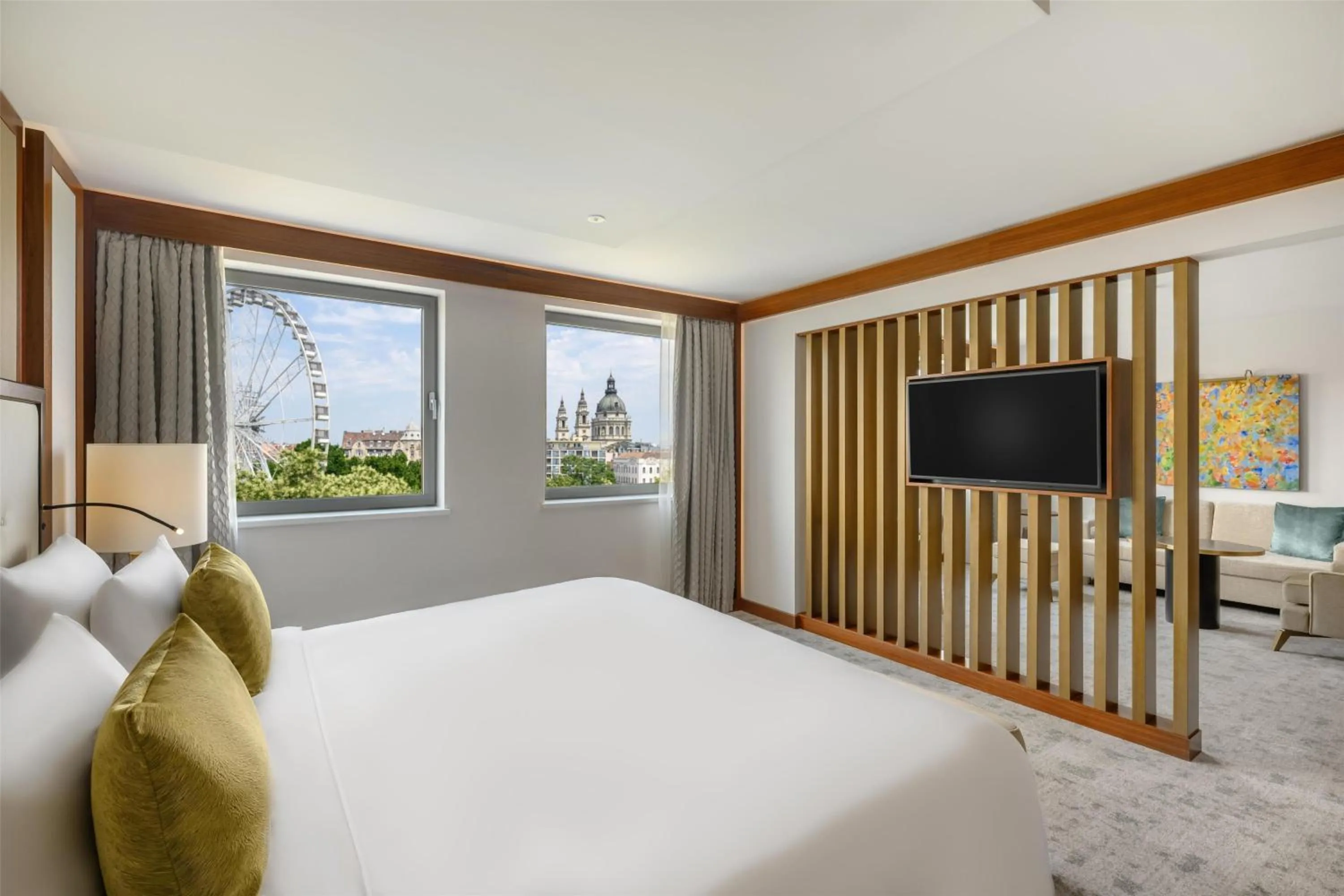 Photo of the whole room, Bed in Kempinski Hotel Corvinus Budapest