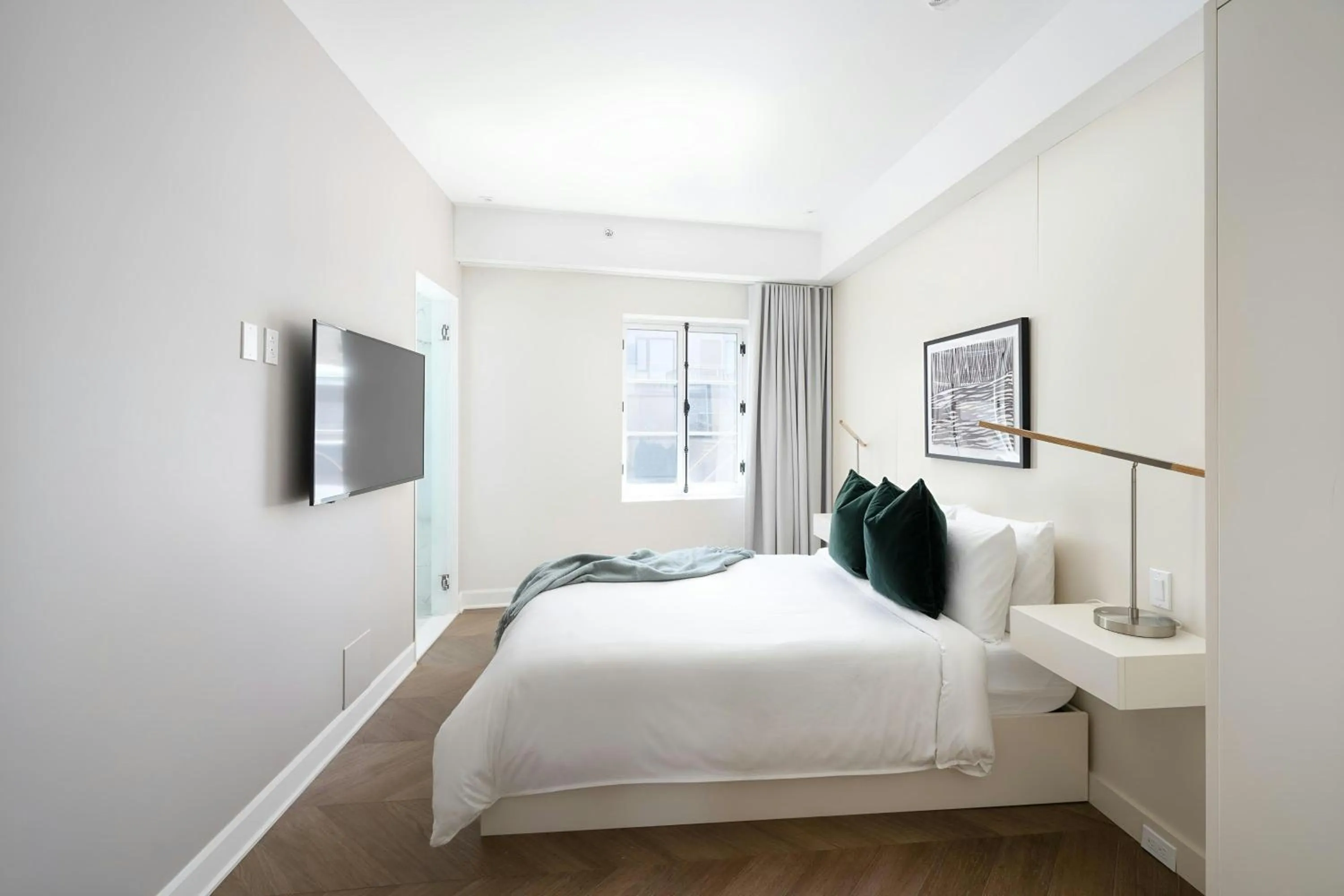 Bedroom in Sonder by Marriott Bonvoy La Galerie
