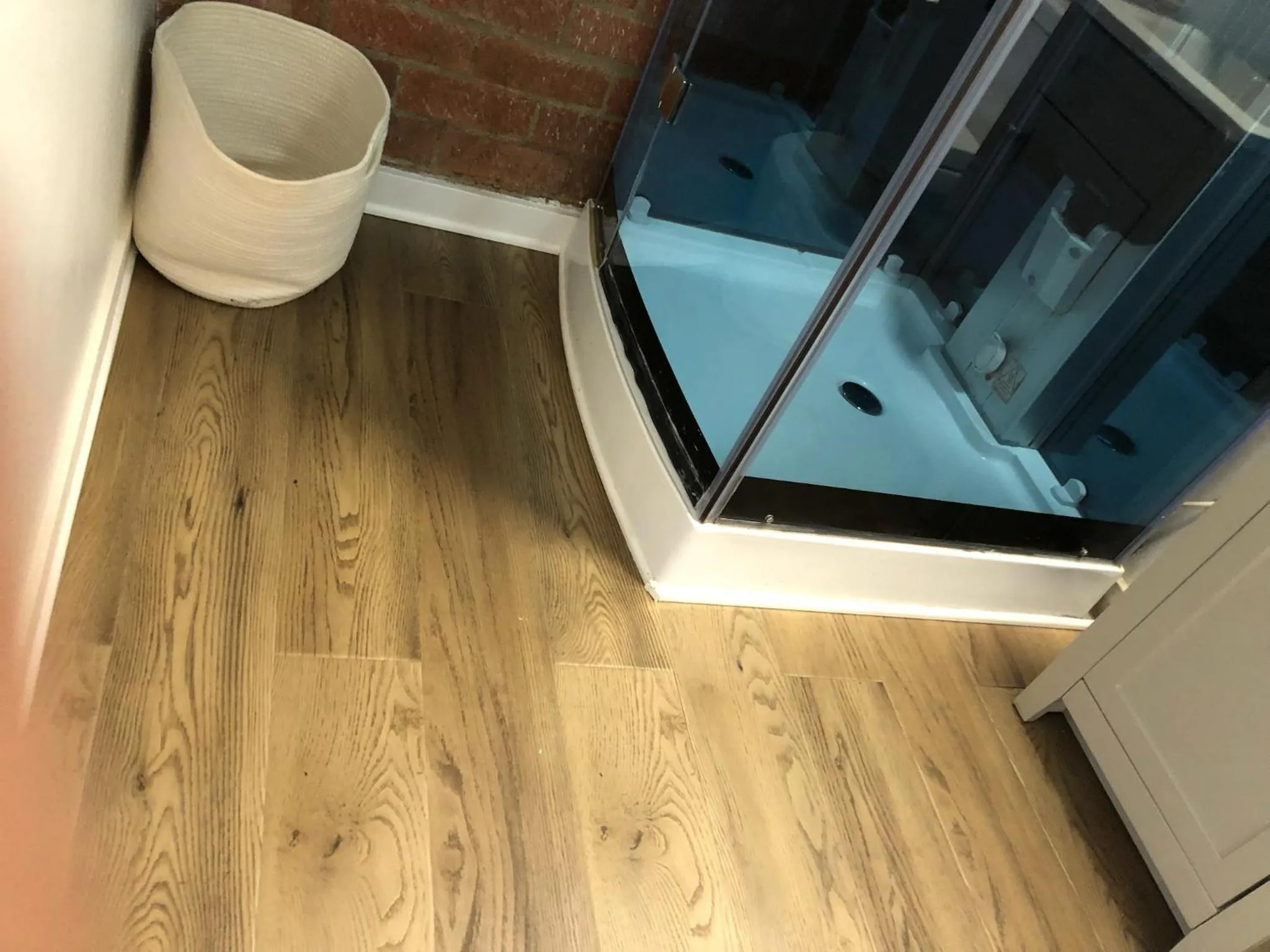 Bathroom in Overlooking Marina del Rey sailboats, is Green Ginger Playa Del Rey on the bluff,