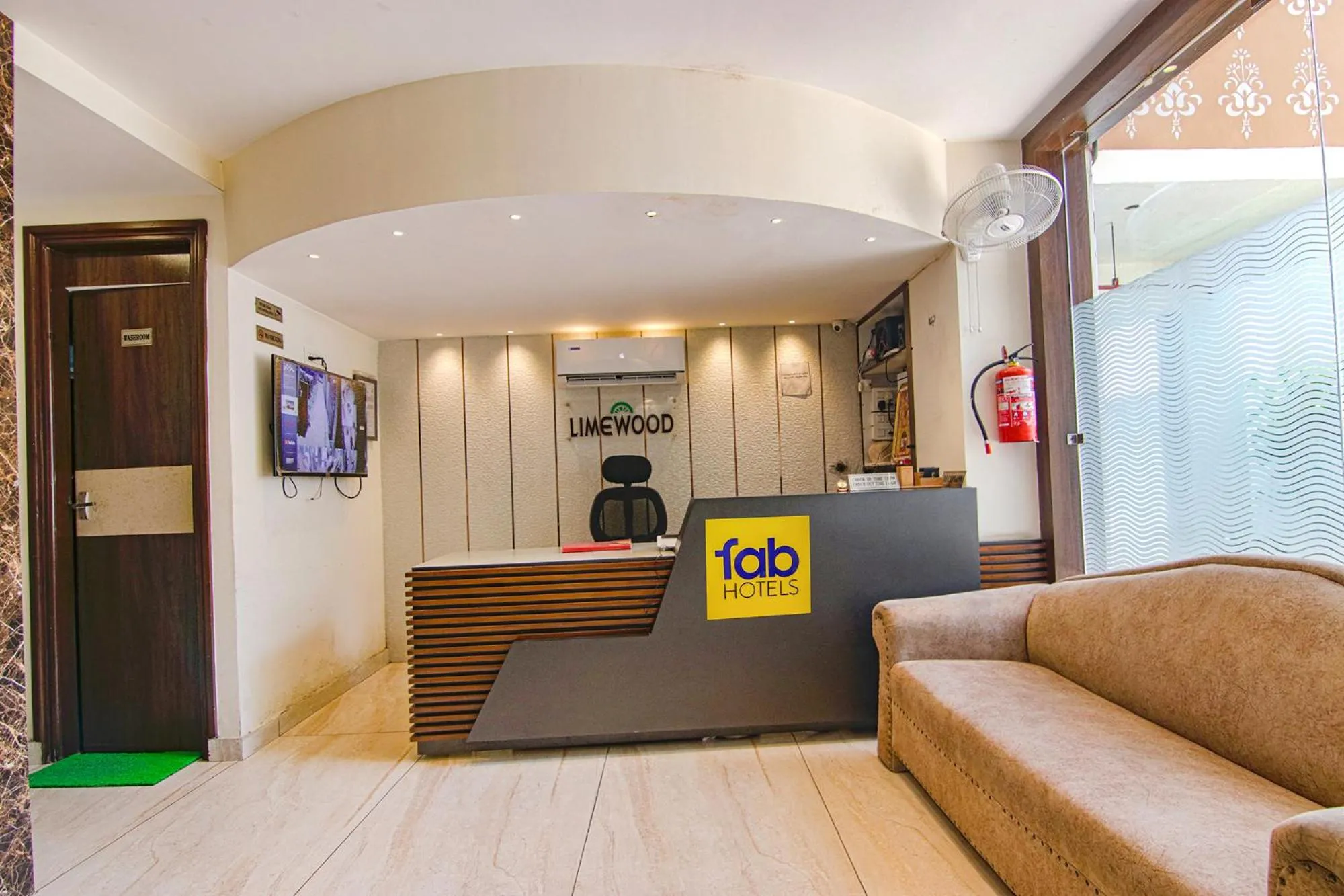 Lobby or reception in FabHotel Lime Wood