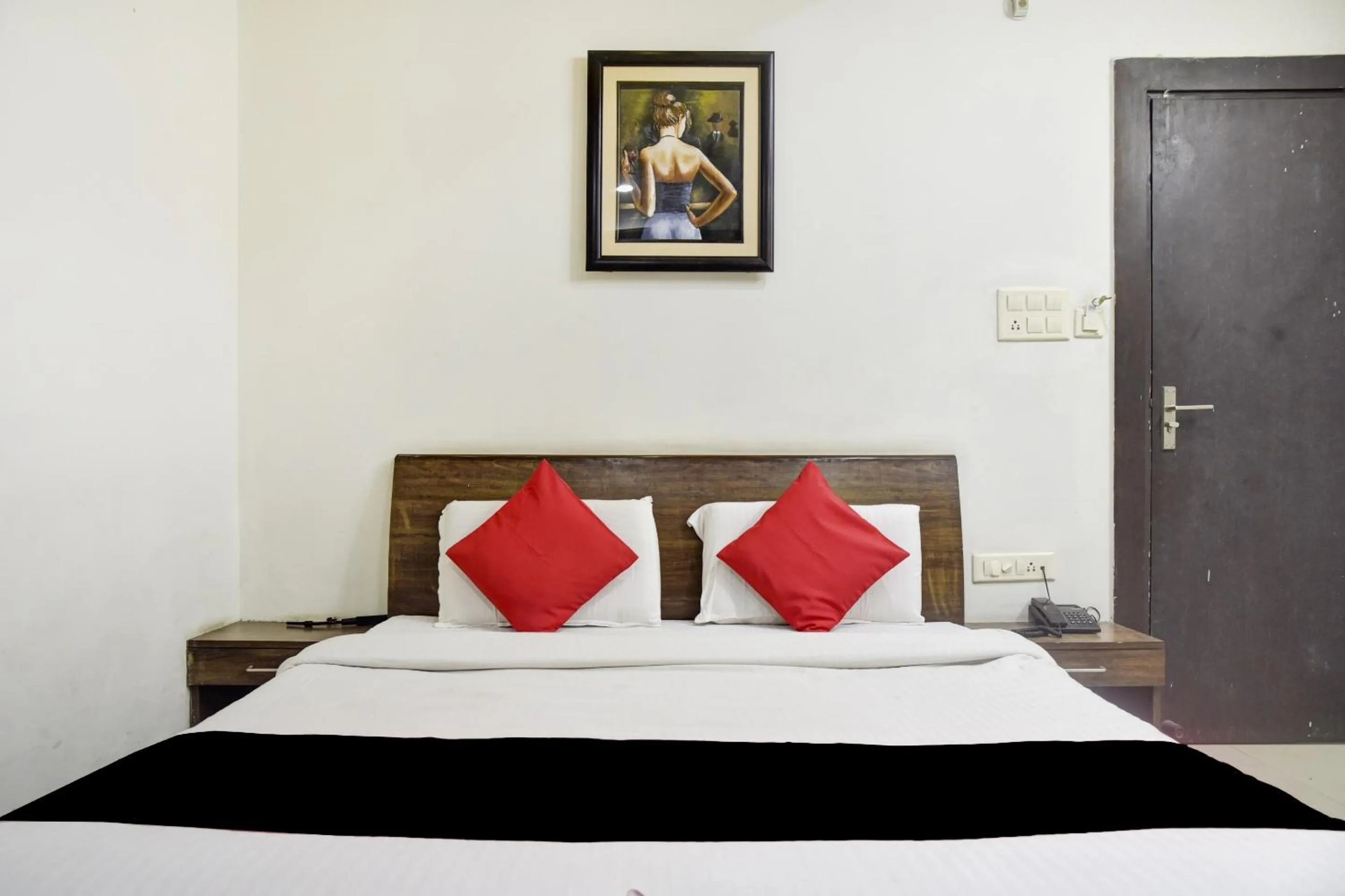 Bedroom, Bed in Hotel O Aditya Palace