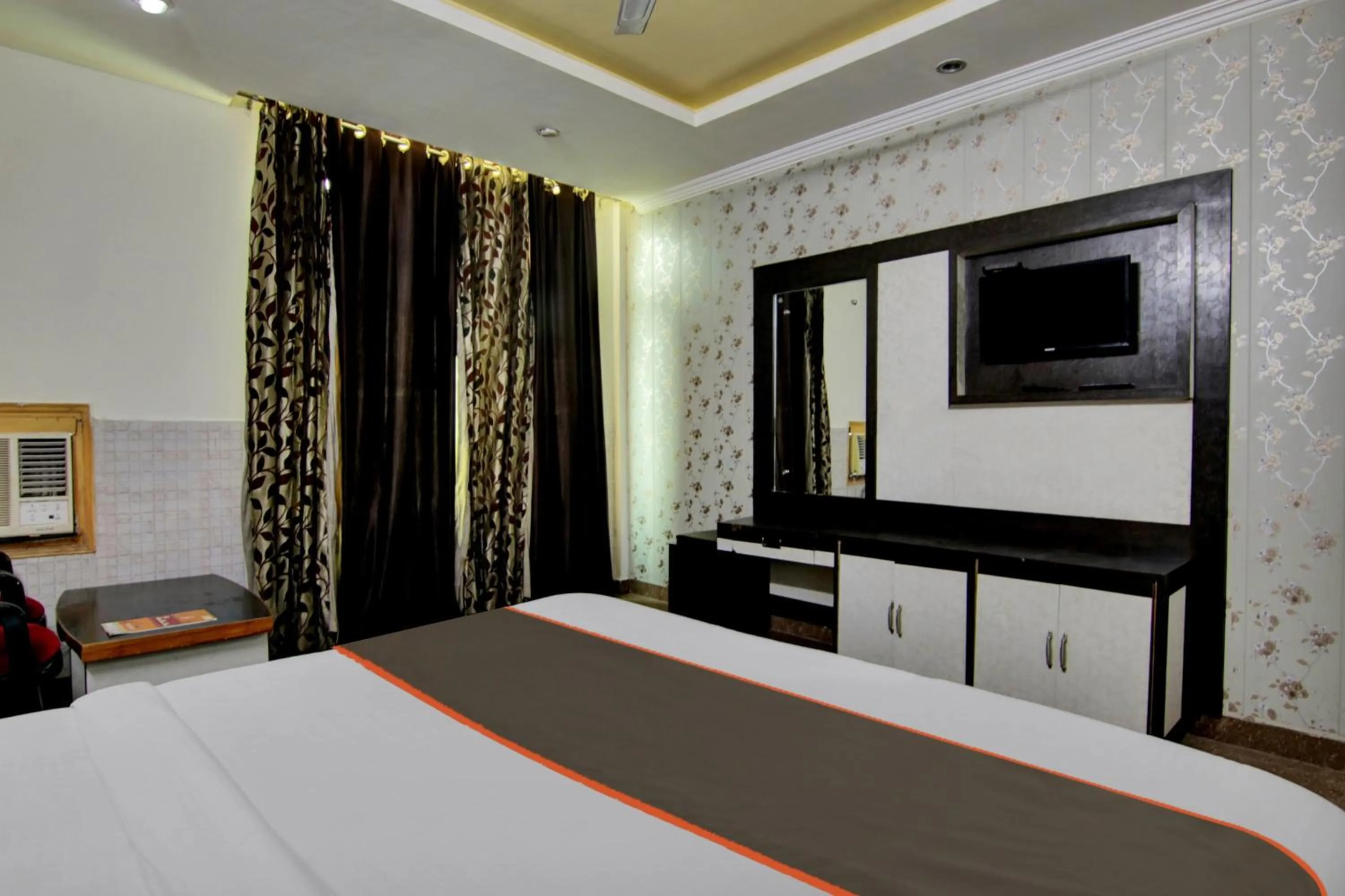 Bedroom in Collection O The Shree Dhar Niwas