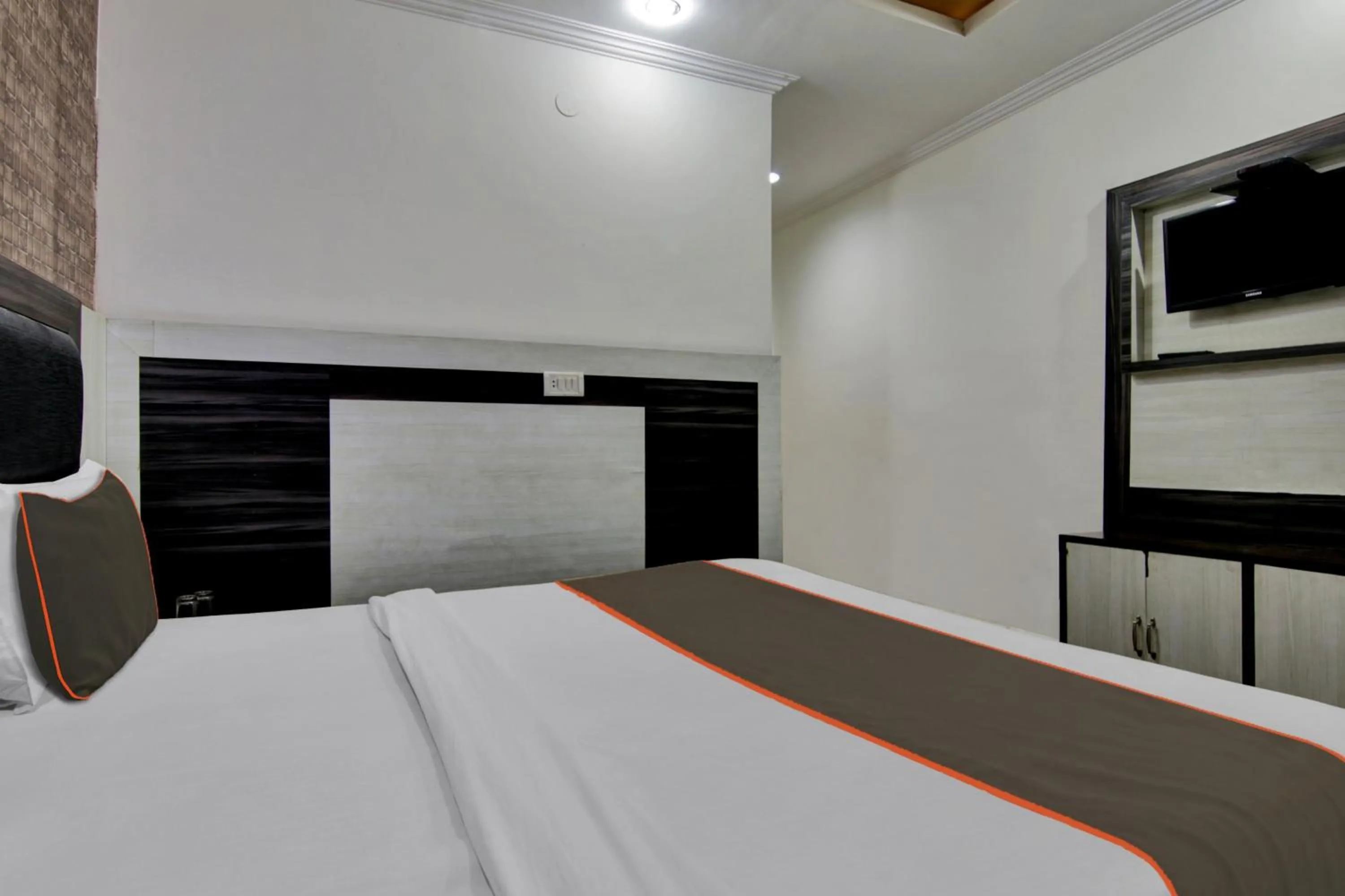 Bedroom in Collection O The Shree Dhar Niwas