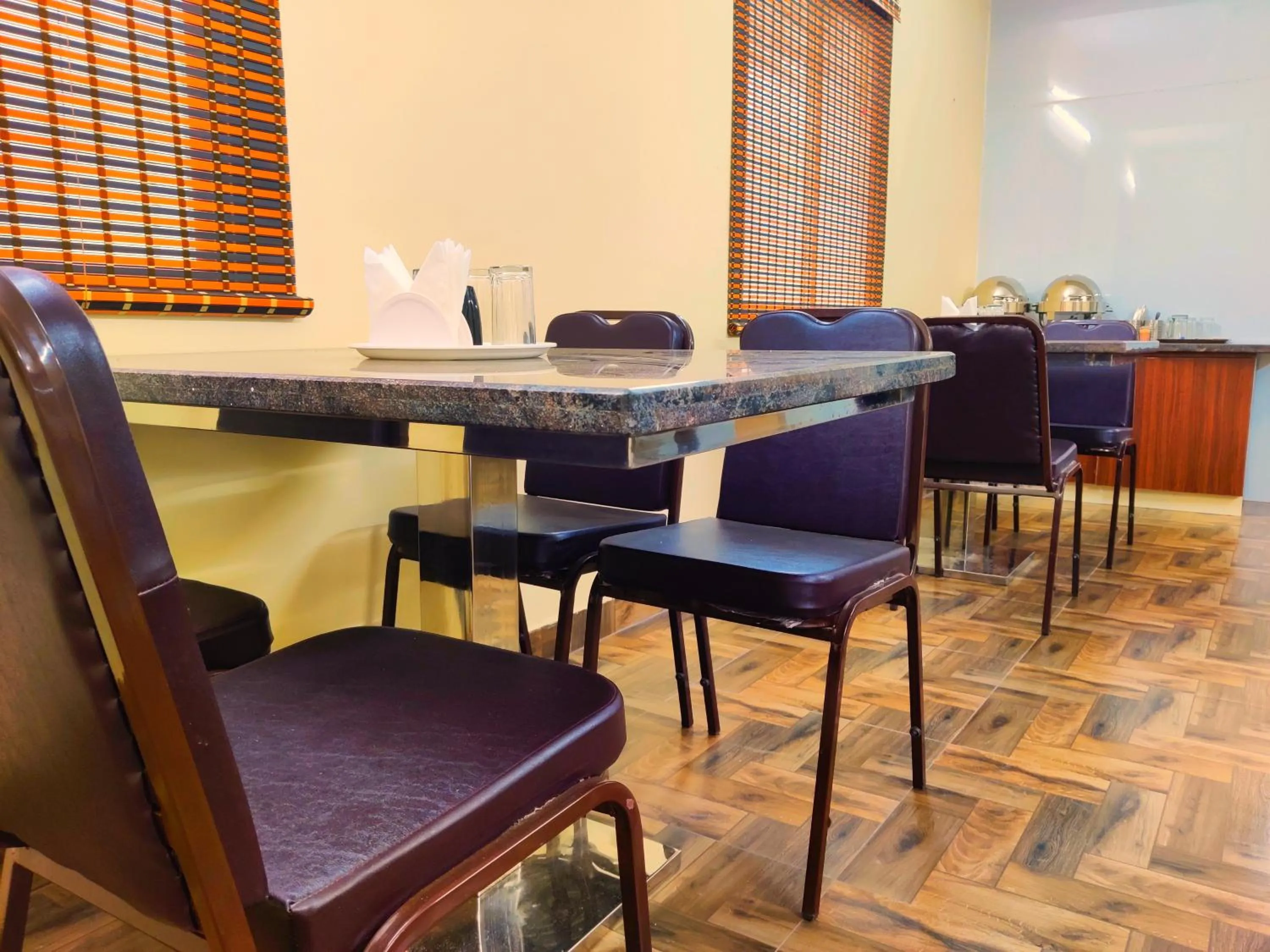 Restaurant/places to eat in THAAI RESIDENCY