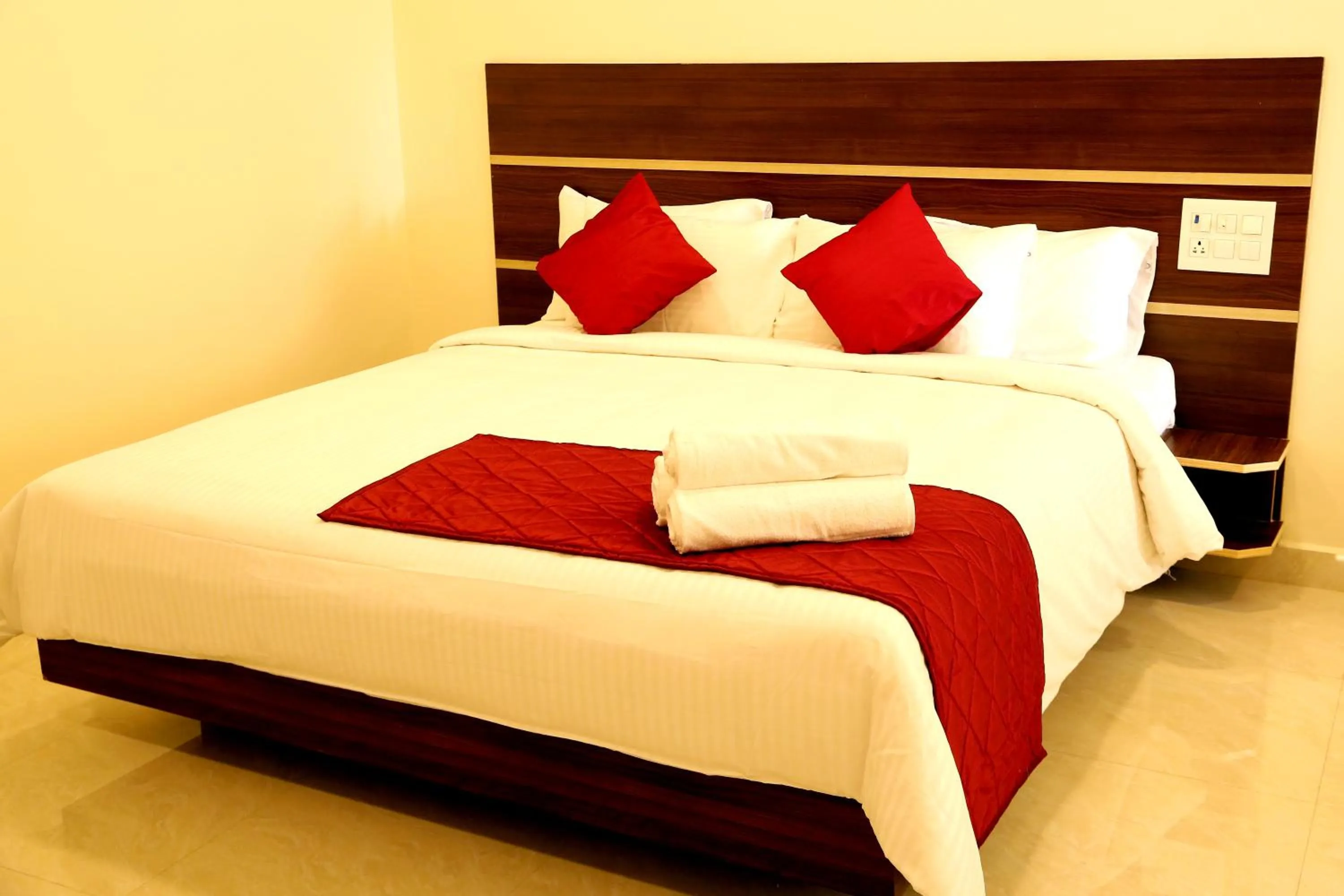 Bedroom, Bed in THAAI RESIDENCY