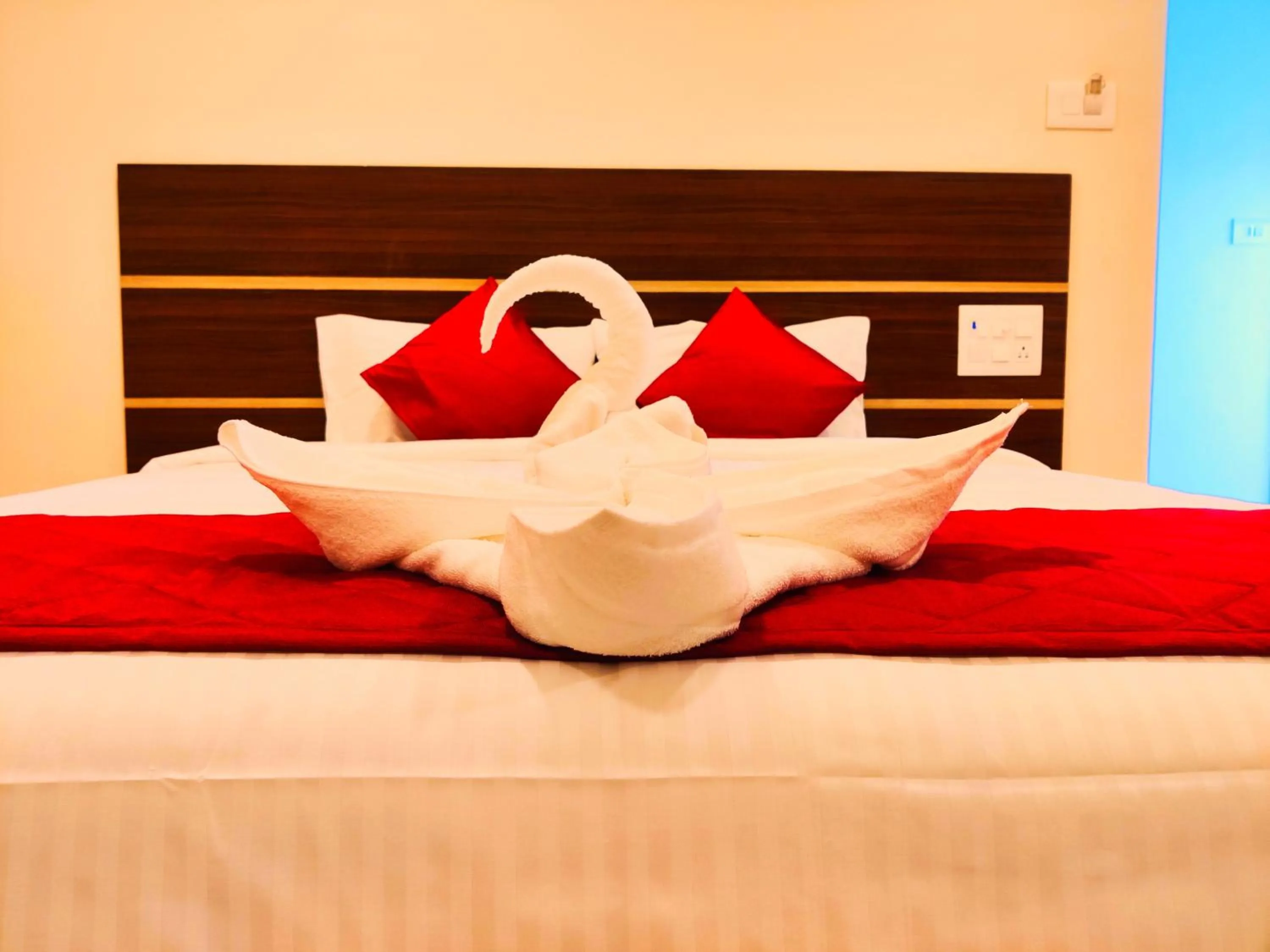 Bedroom, Bed in THAAI RESIDENCY