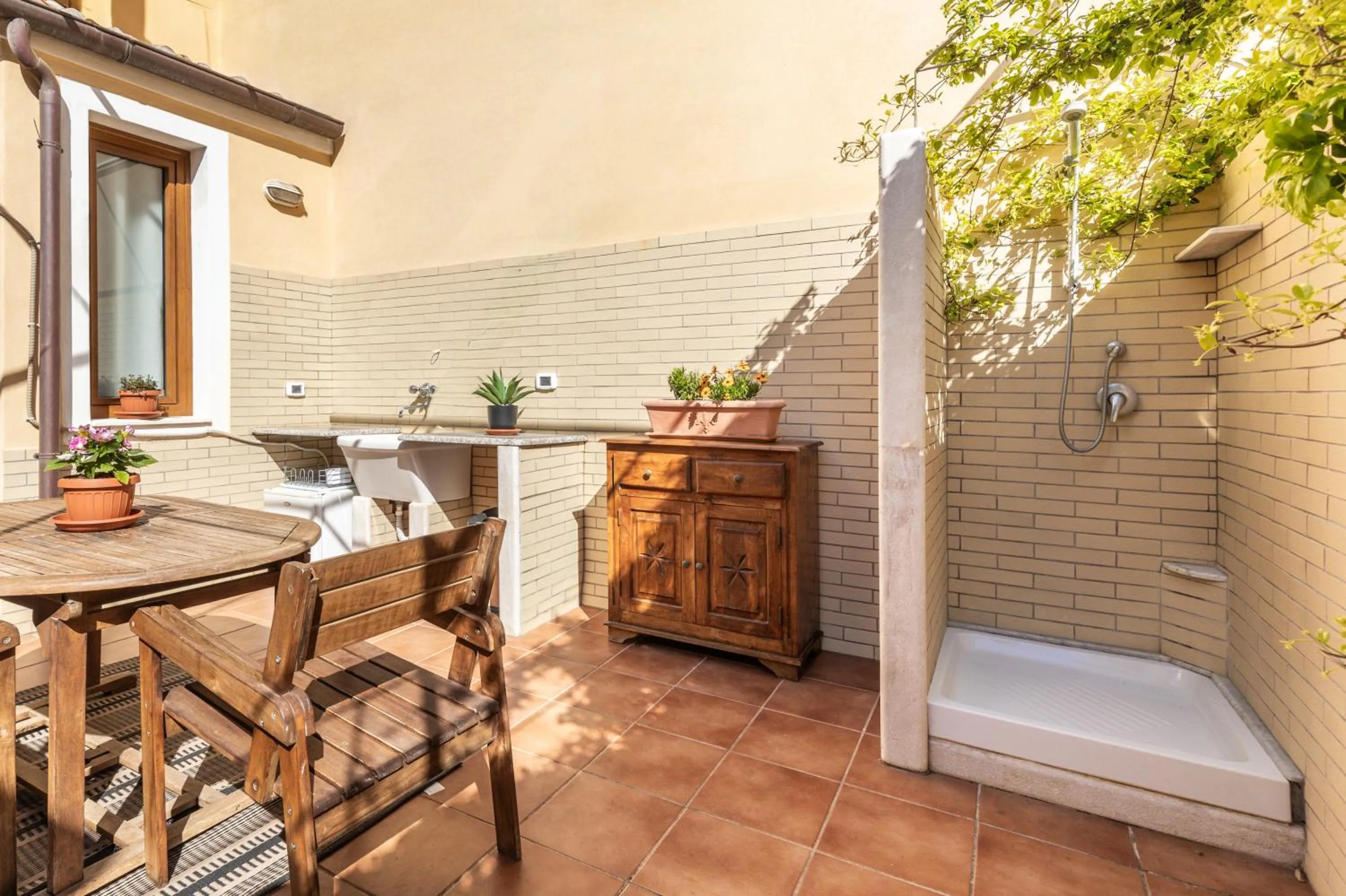 Shower in B&B Calamoresca