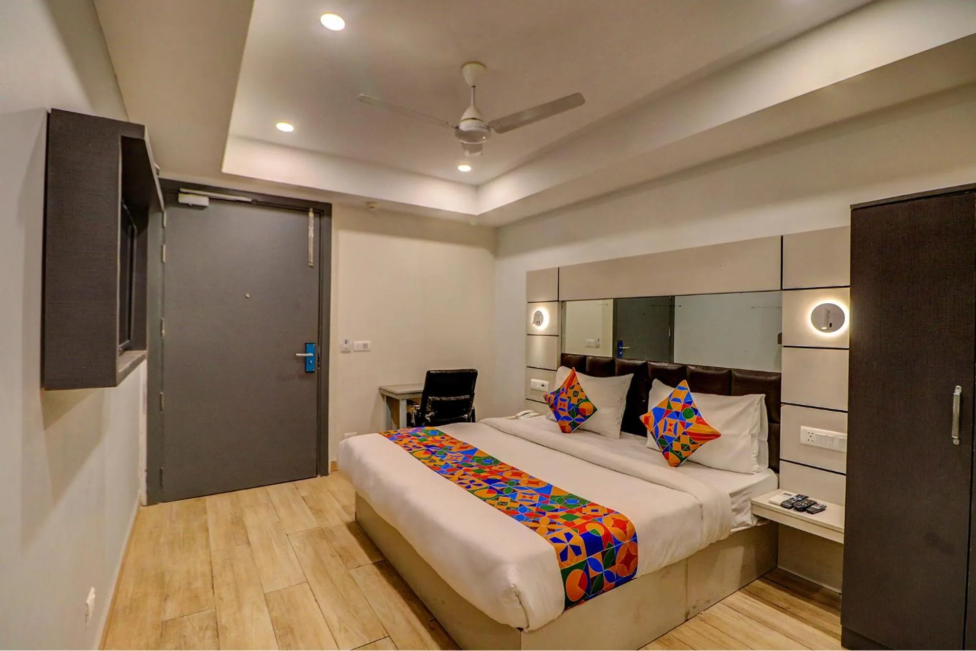 Bed in FabHotel Kirti Nagar