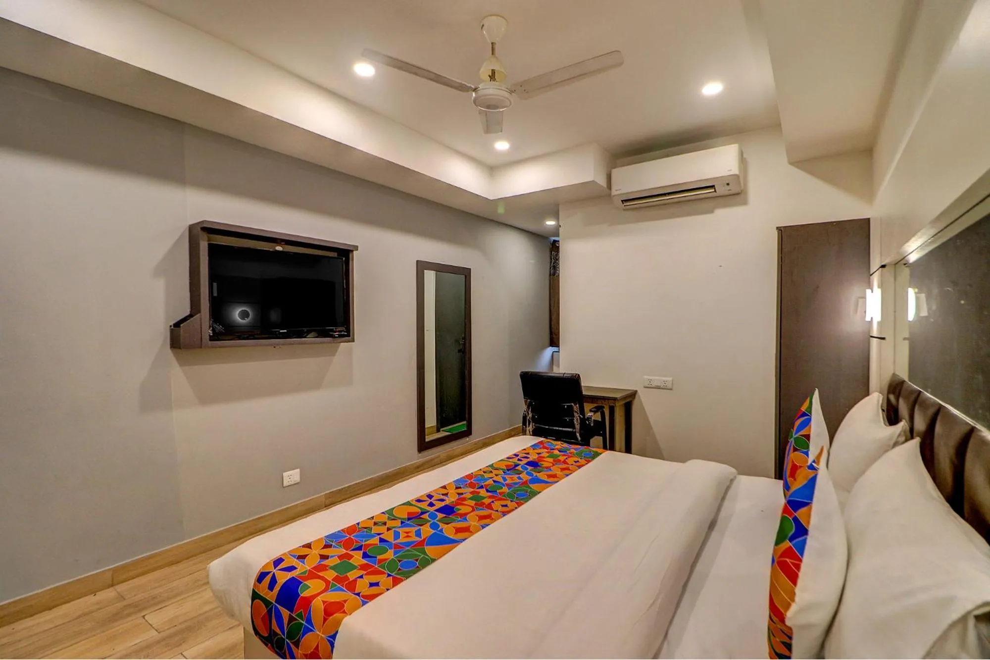 Bed in FabHotel Kirti Nagar