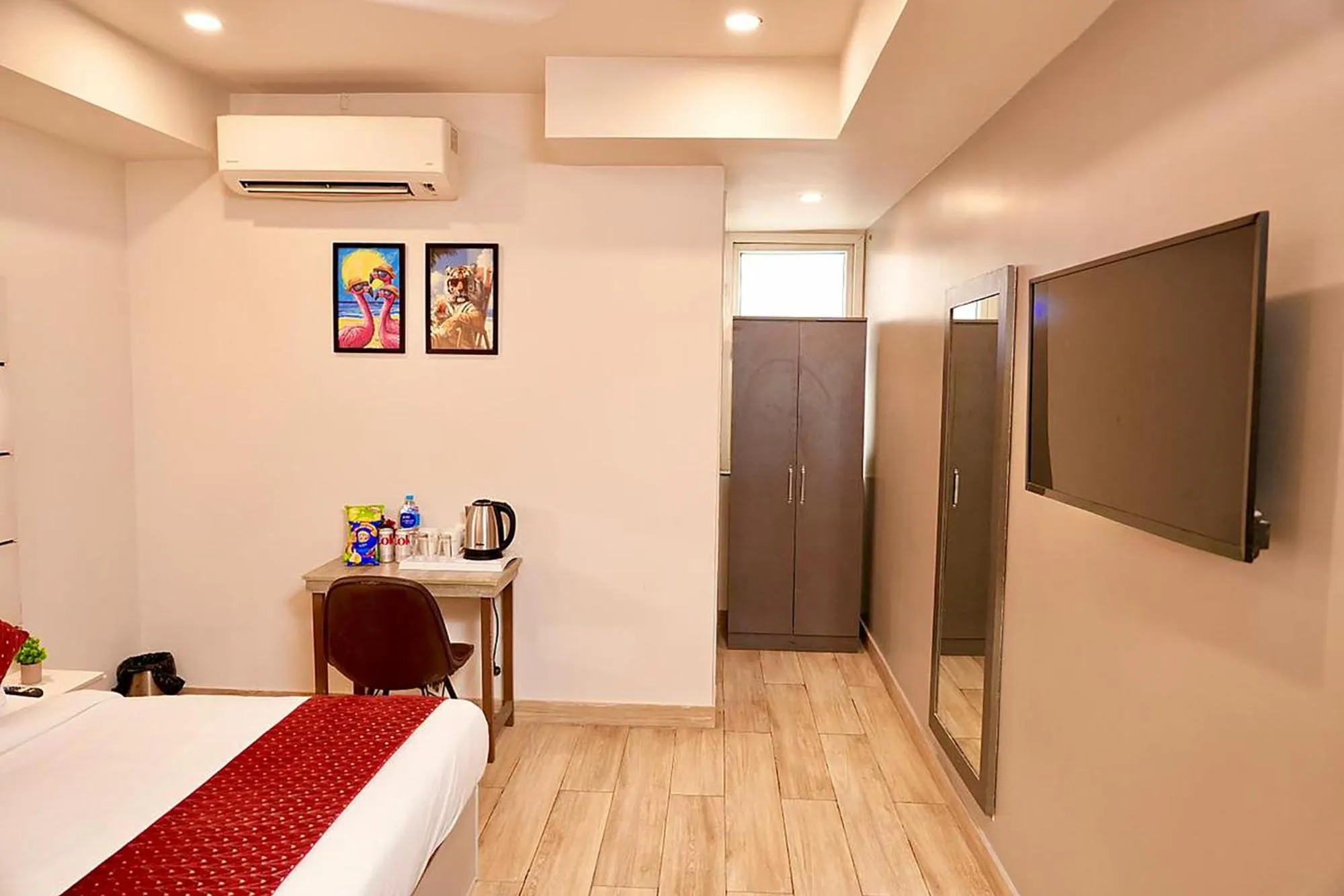 Bed in FabHotel Kirti Nagar