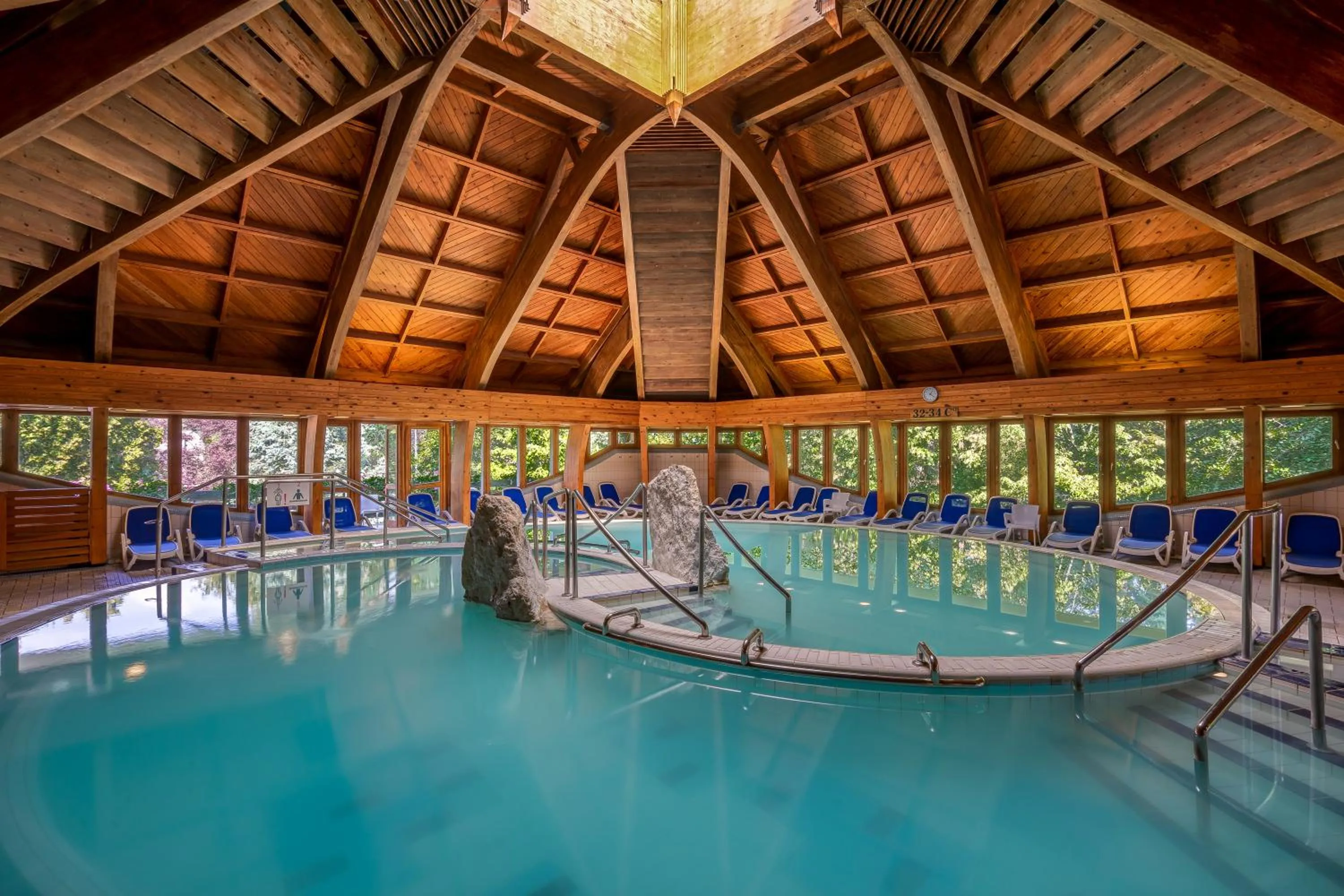 Hot Spring Bath in Ensana Thermal Hévíz