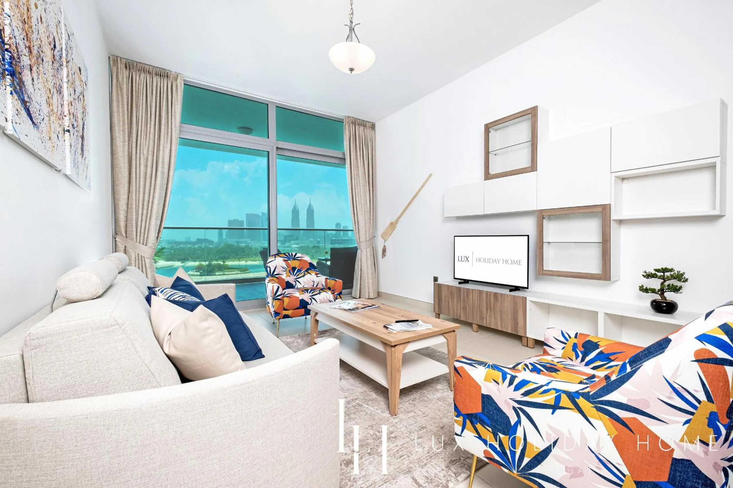 TV and multimedia in LUX Opulent Island Suite 6 Burj View