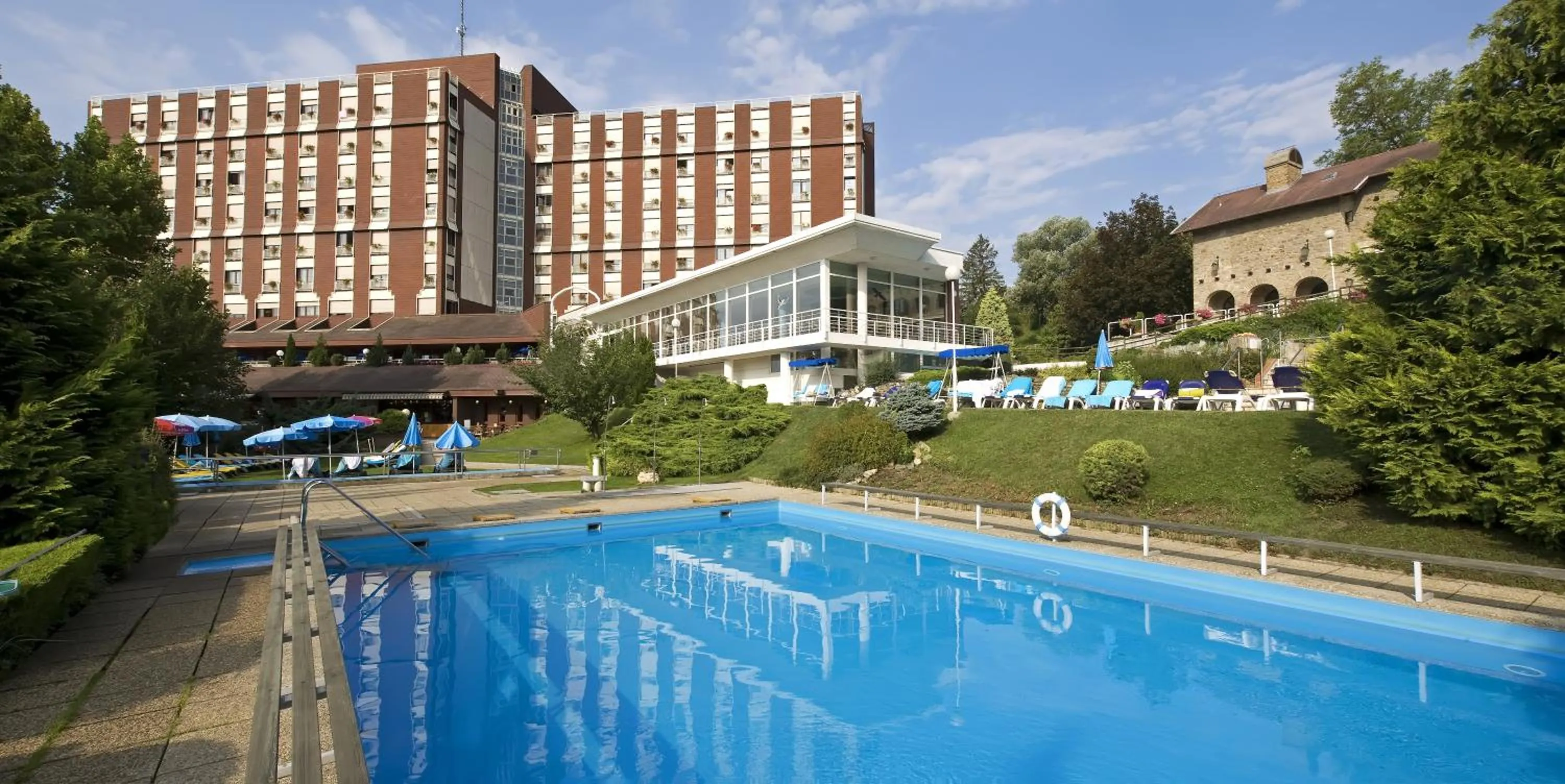 Summer in Ensana Thermal Aqua