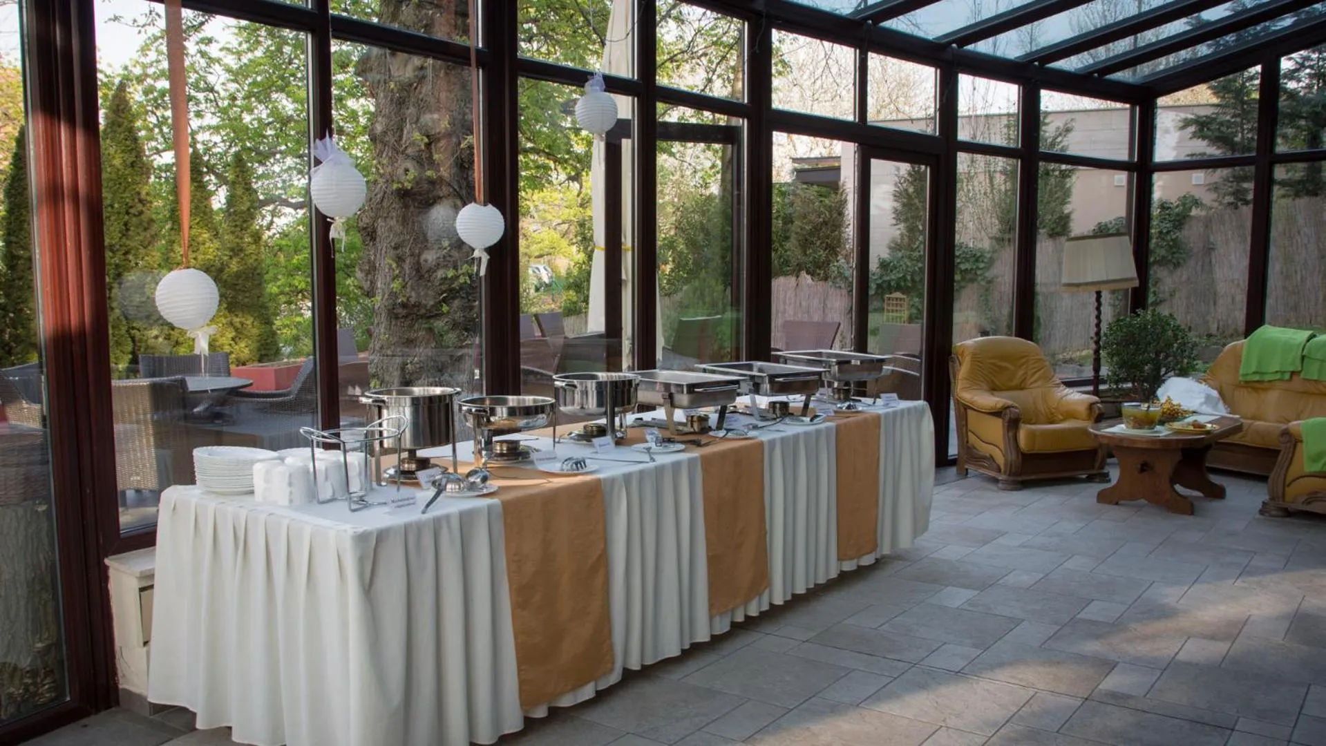 Restaurant/places to eat in Hotel Bobbio