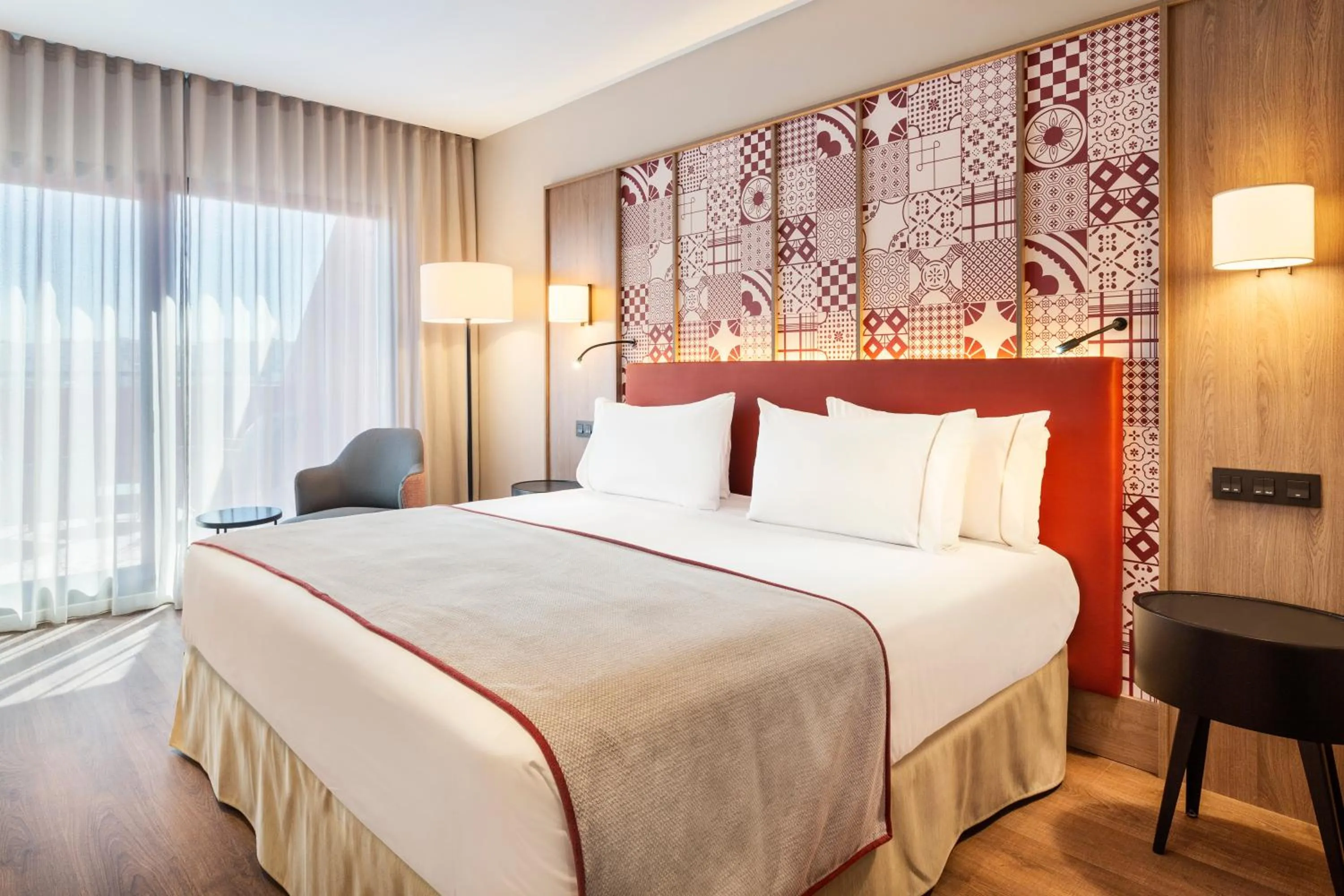 Photo of the whole room, Bed in Eurostars Guadalquivir