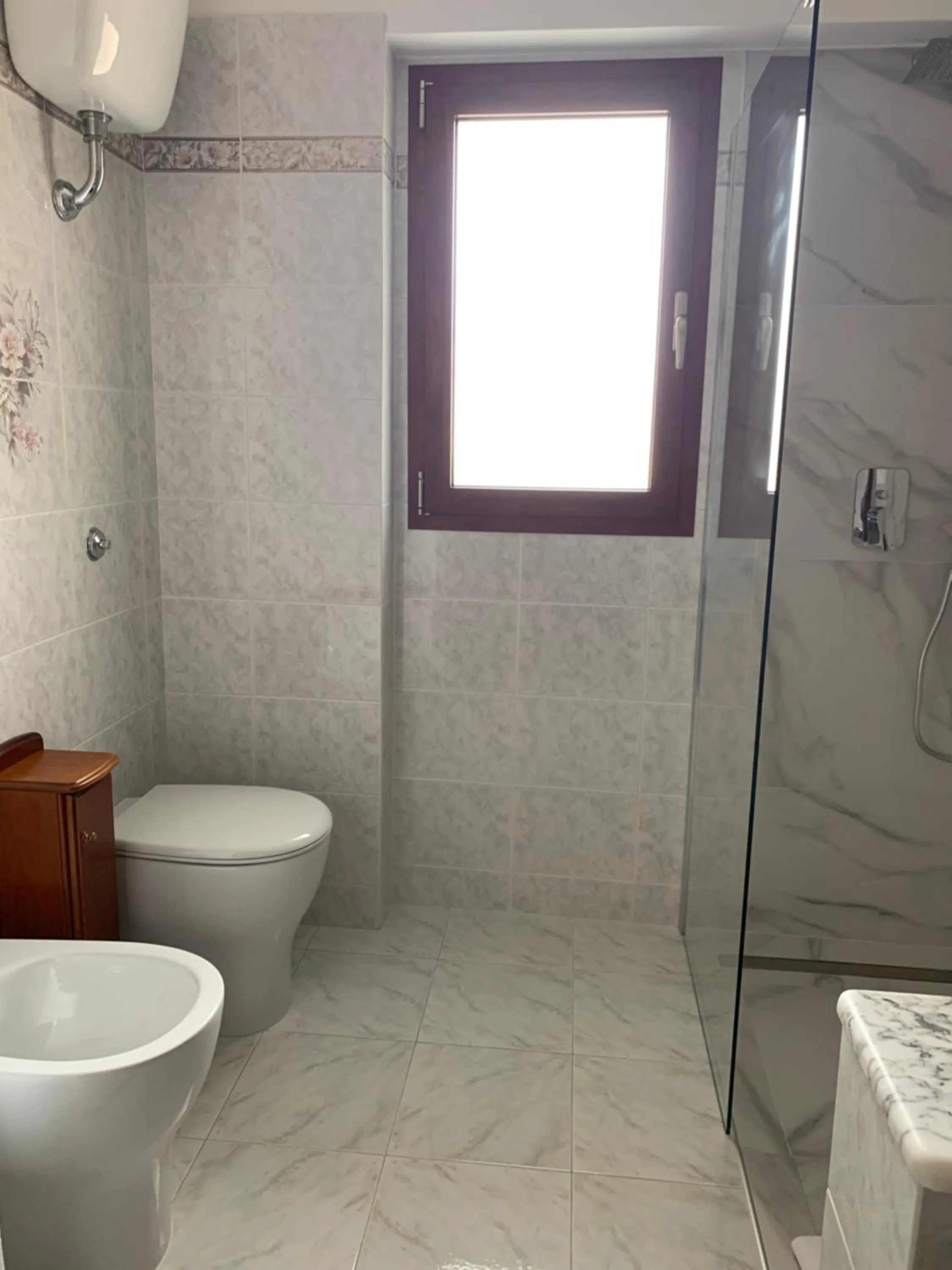 Shower in B&B Bentu de Mari