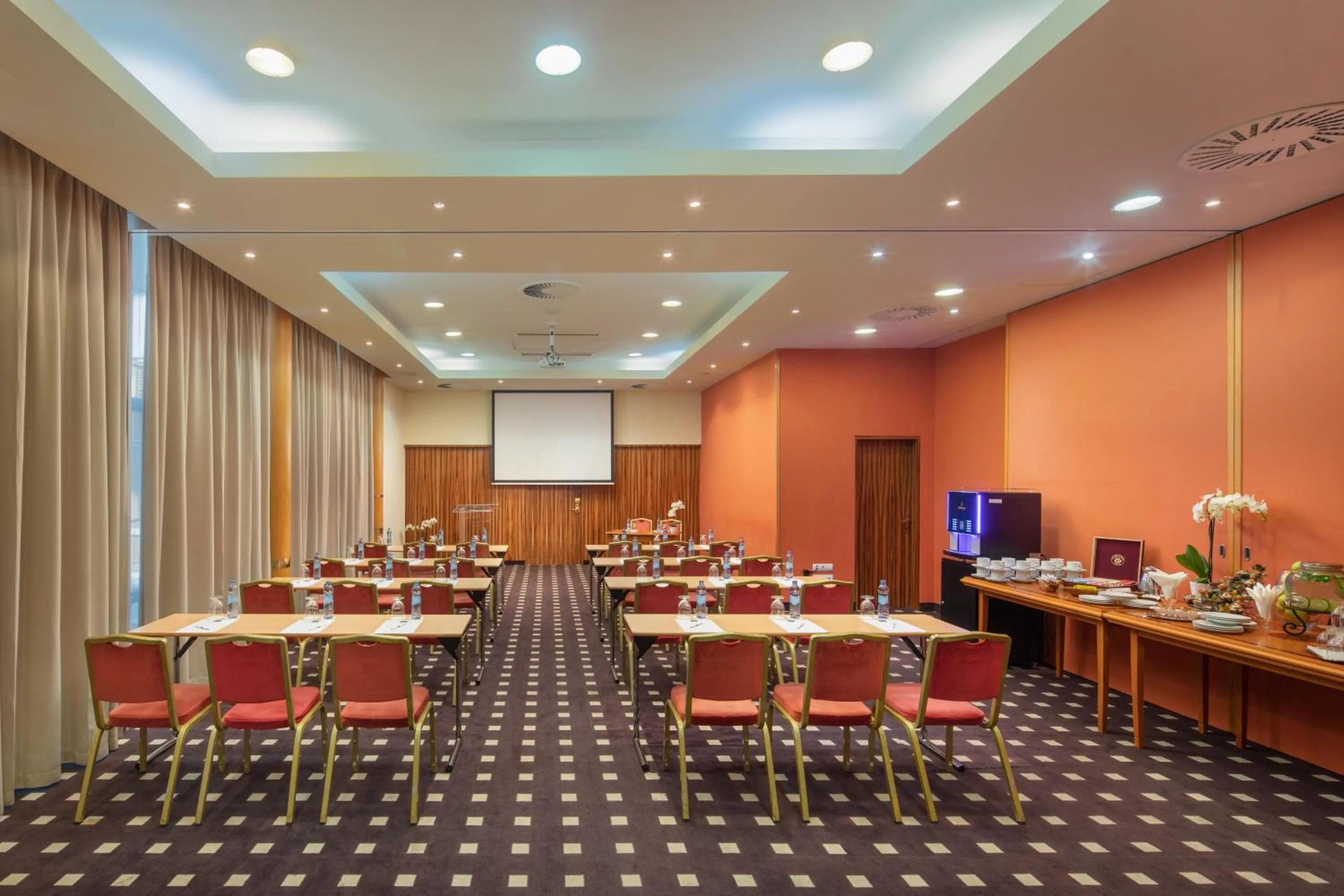 Meeting/conference room in Verdi Budapest Aquincum
