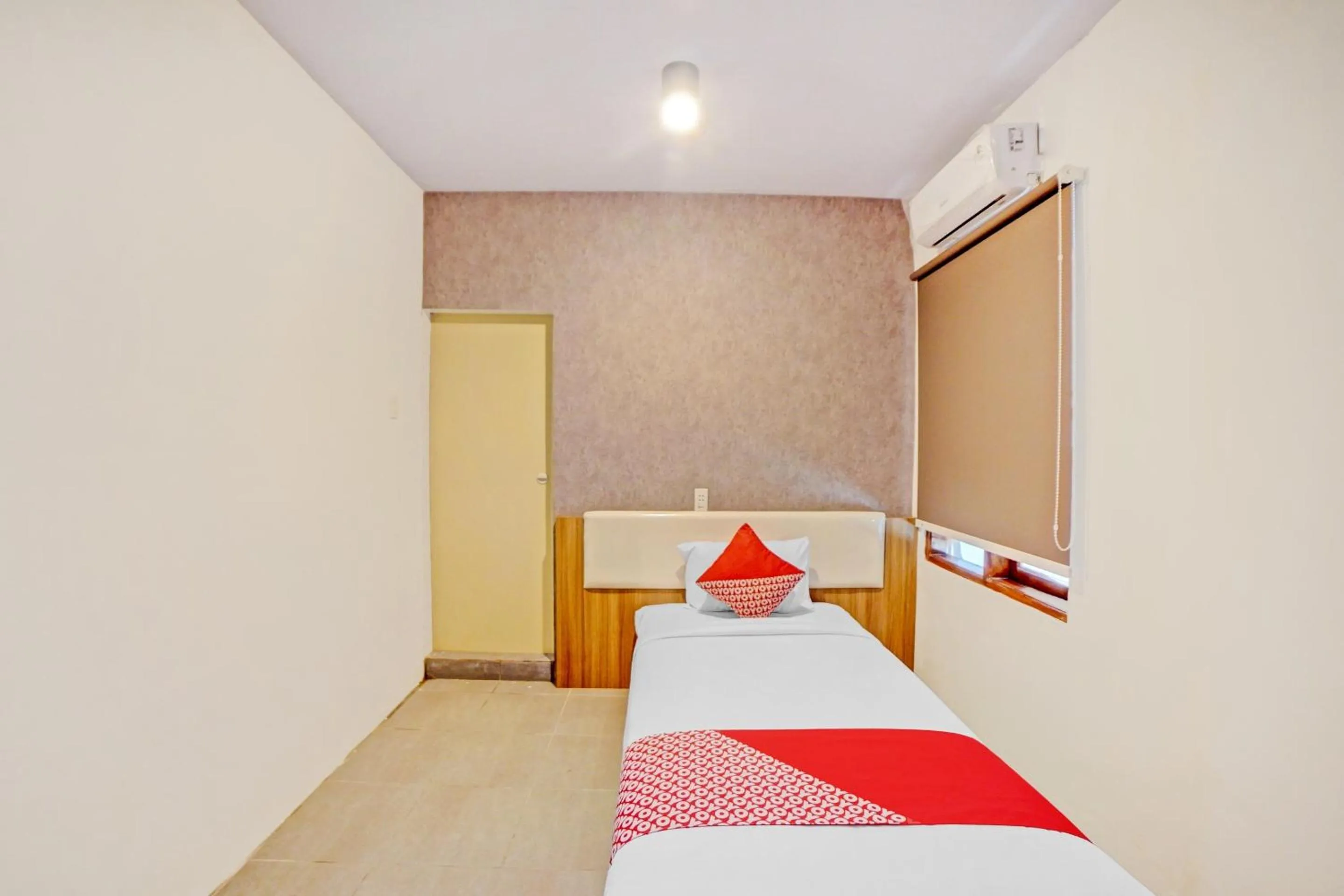 Bedroom, Bed in Hotel O Gamacity Residence