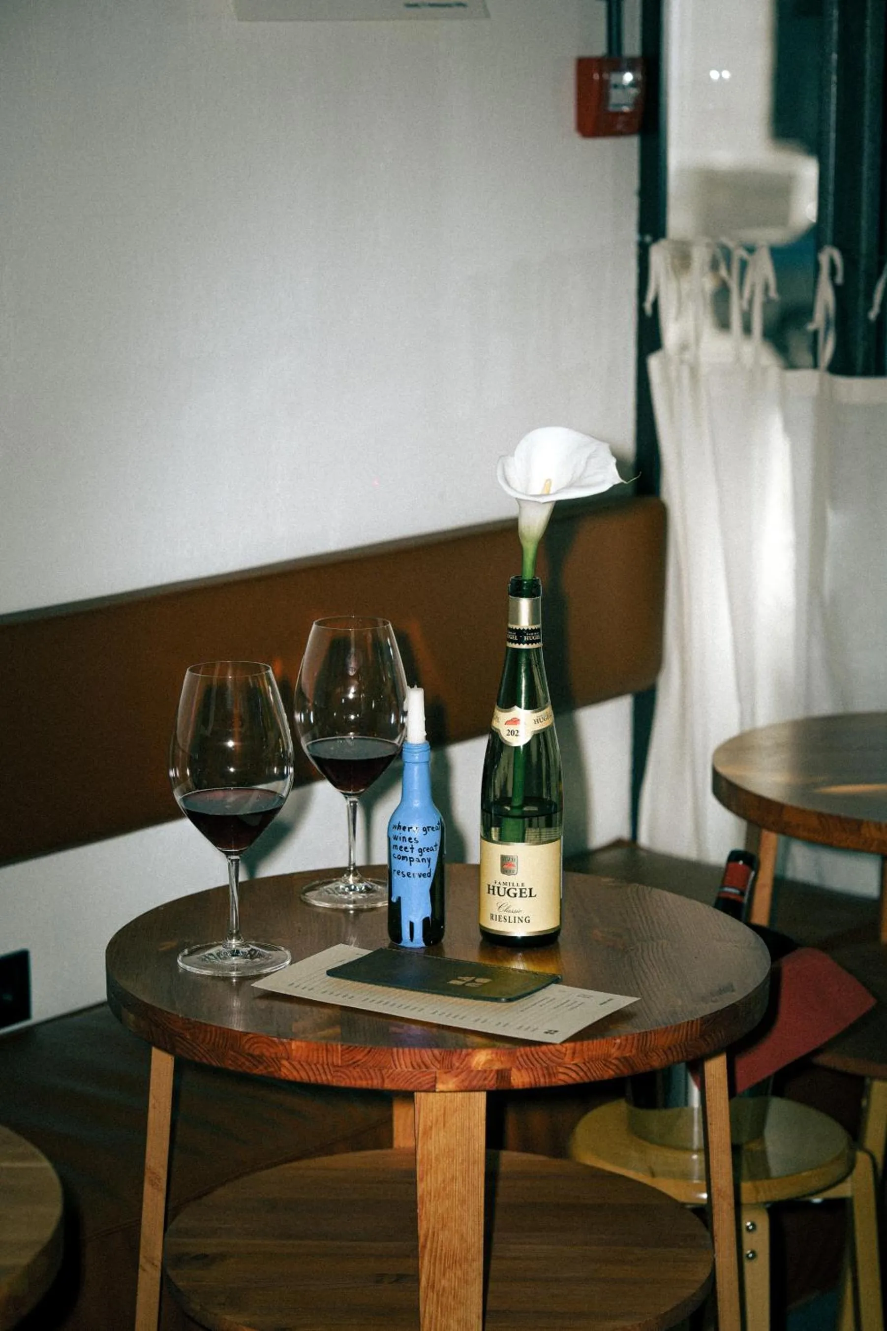 Restaurant/places to eat in Olive hotel