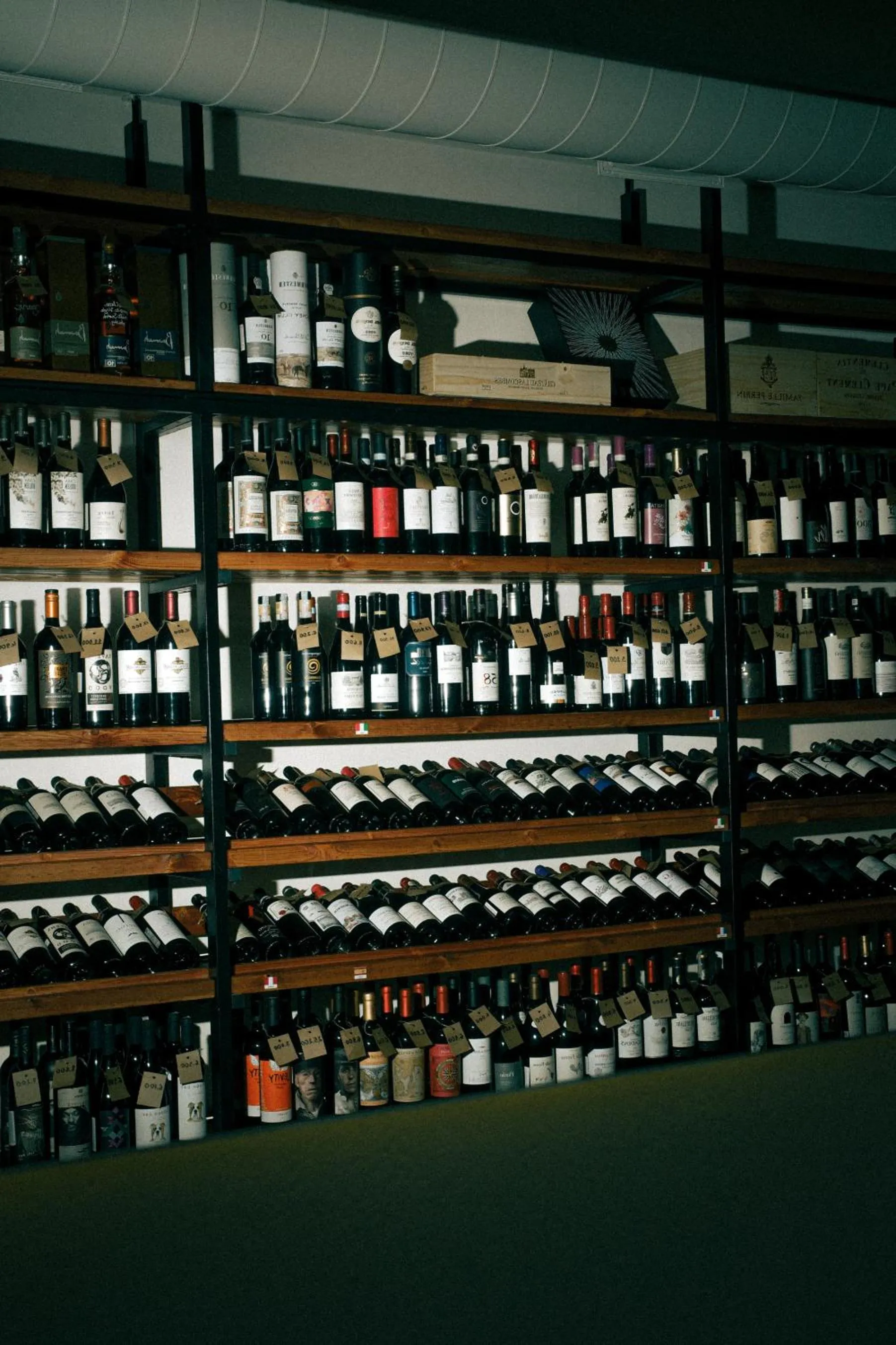 Restaurant/places to eat in Olive hotel