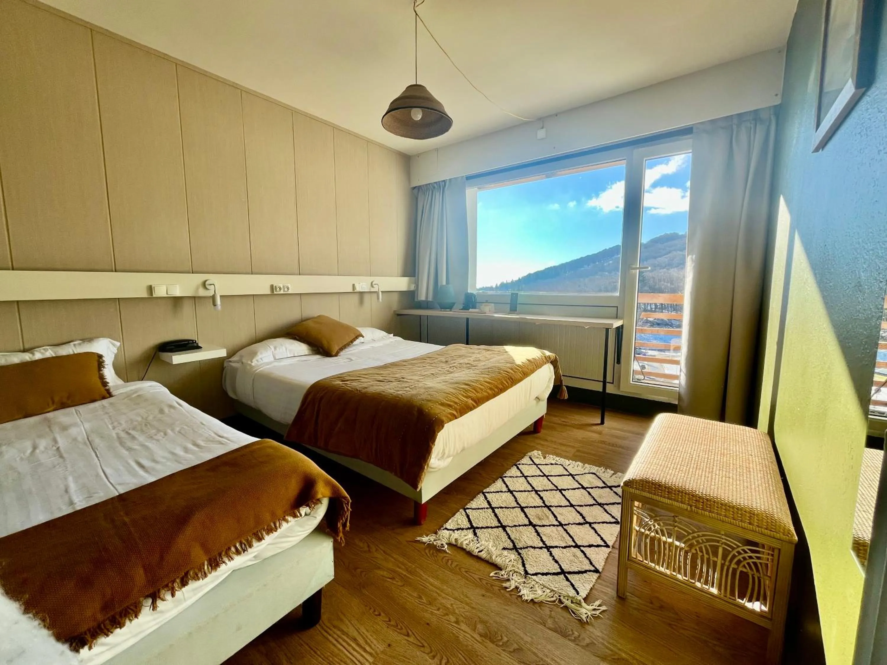 Bedroom in Hotel Perdrix