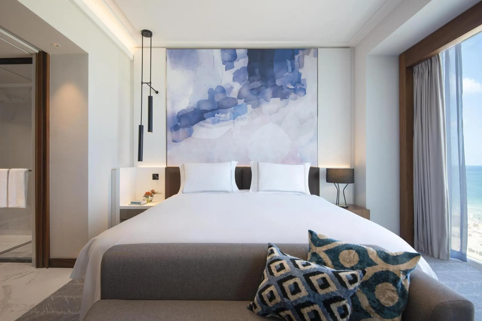 Bedroom, Bed in The David Kempinski Tel Aviv