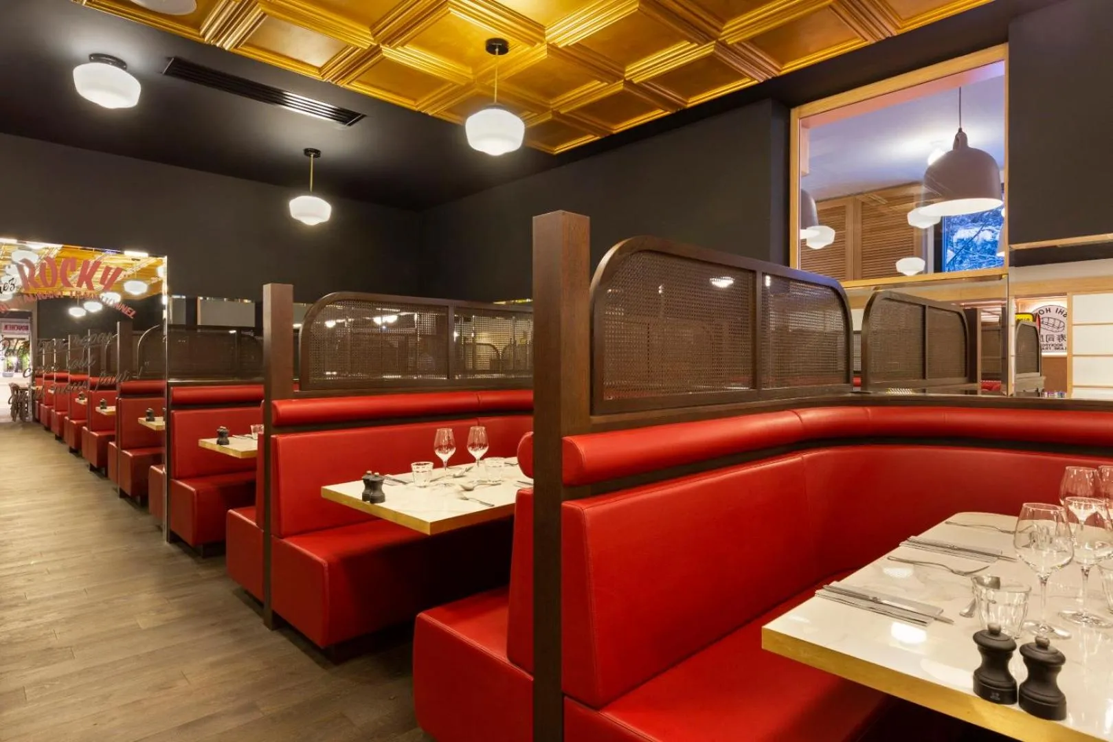 Restaurant/places to eat in RockyPop Flaine Appartements & Spa