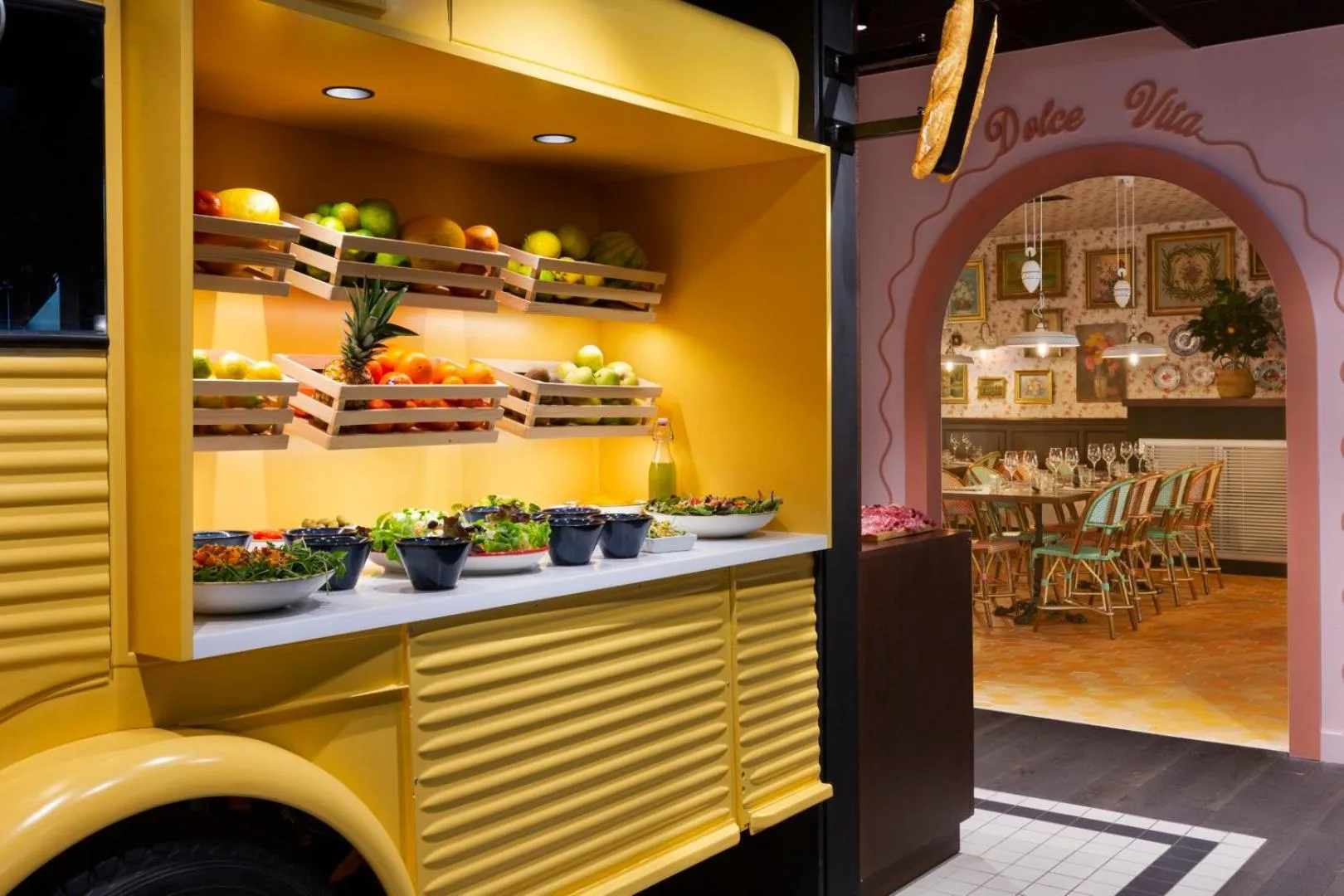 Restaurant/places to eat in RockyPop Flaine Appartements & Spa