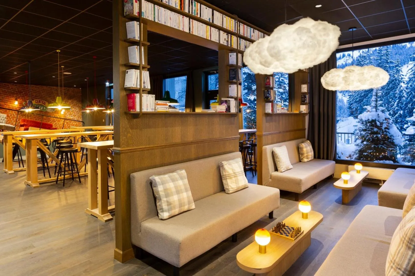 Lounge or bar in RockyPop Flaine Appartements & Spa