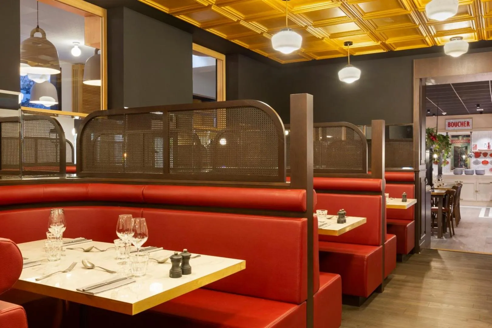 Restaurant/places to eat in RockyPop Flaine Appartements & Spa