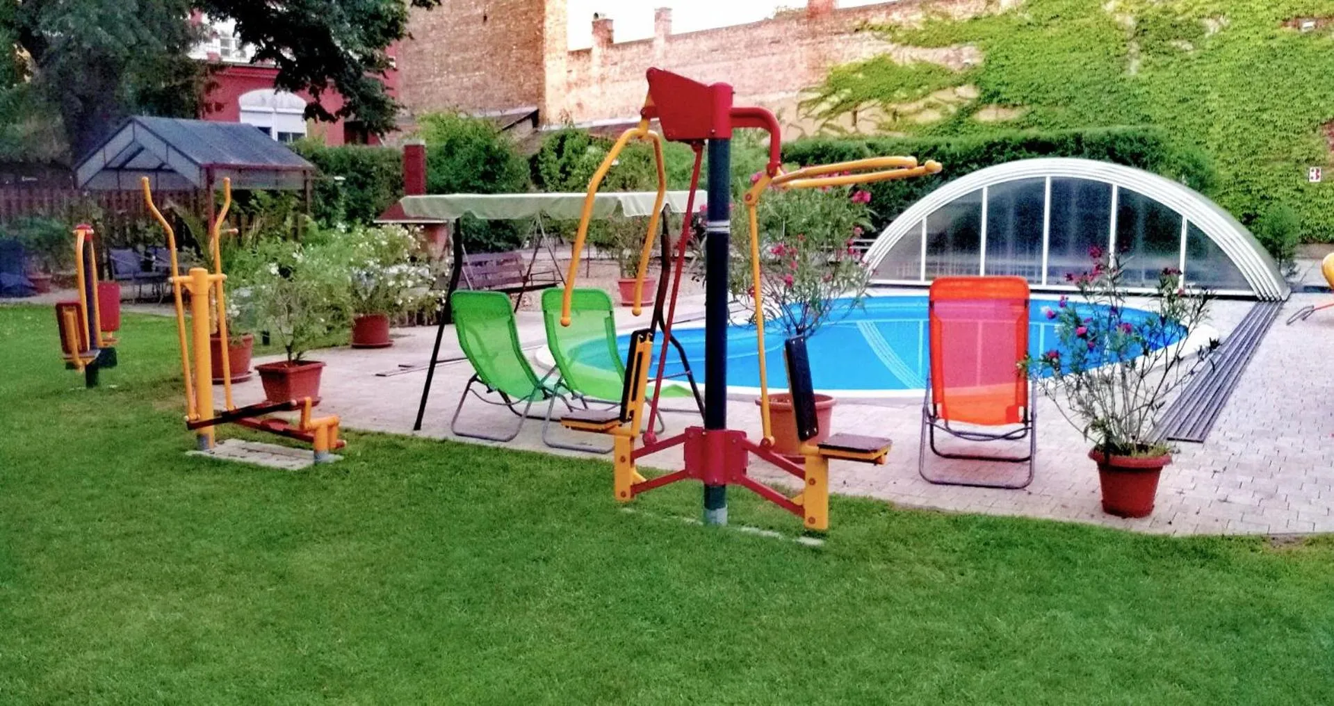 Garden in Hotel Manzard Panzio