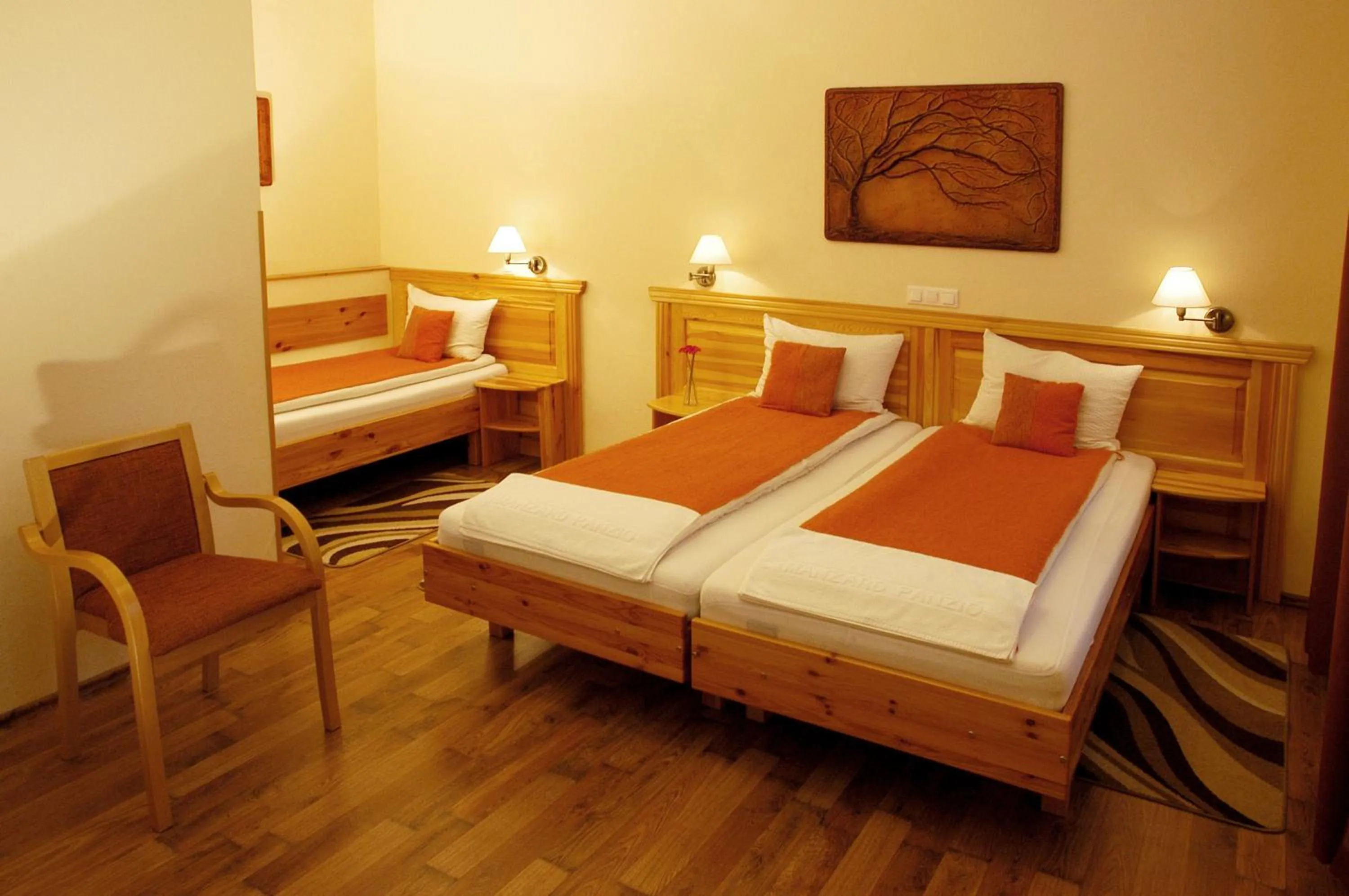 Photo of the whole room, Bed in Hotel Manzard Panzio