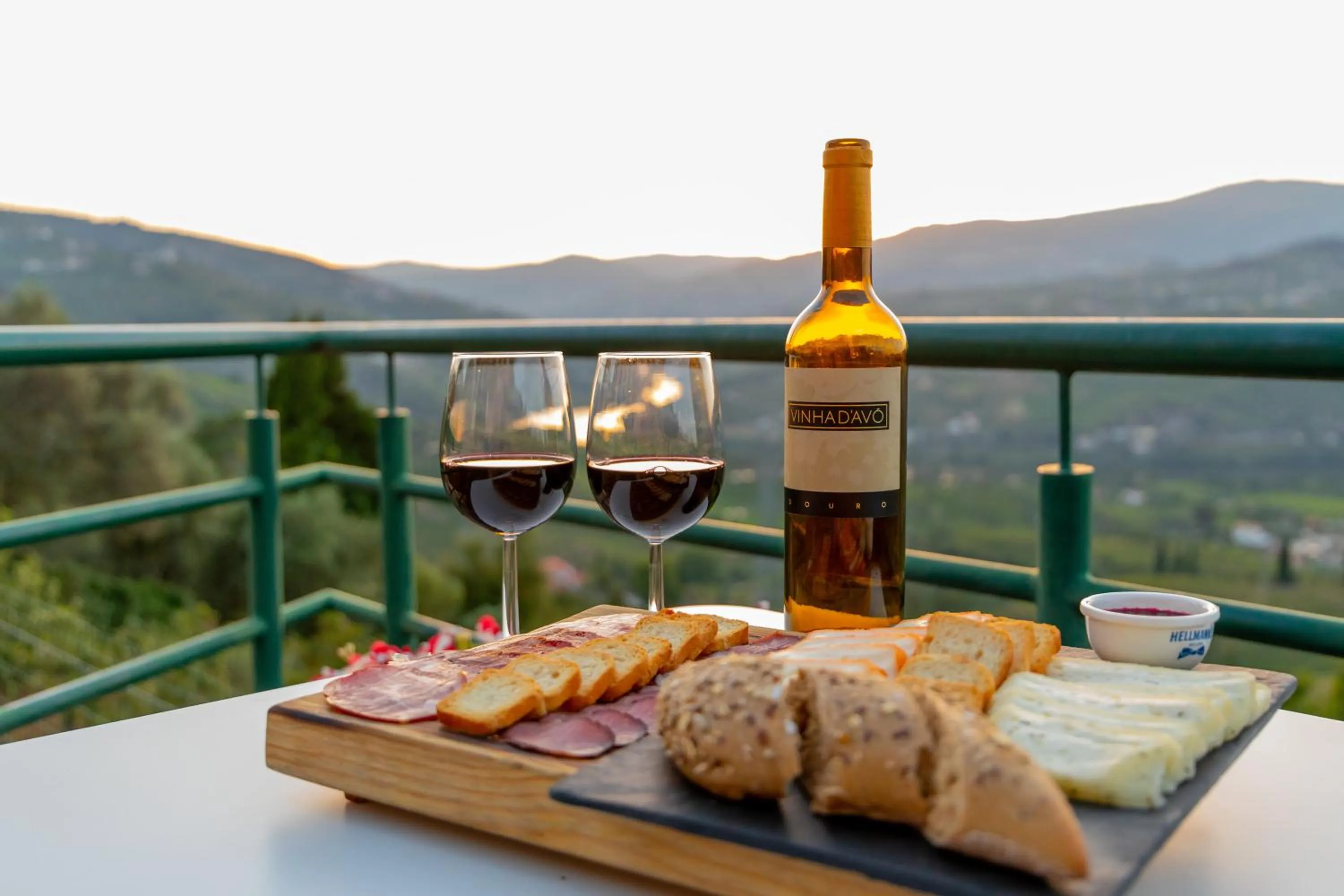 Property building in Golden Mirror